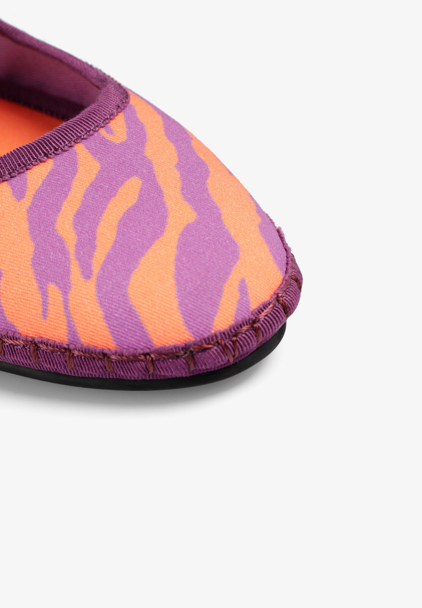 ANIMAL PRINT BALLET FLATS