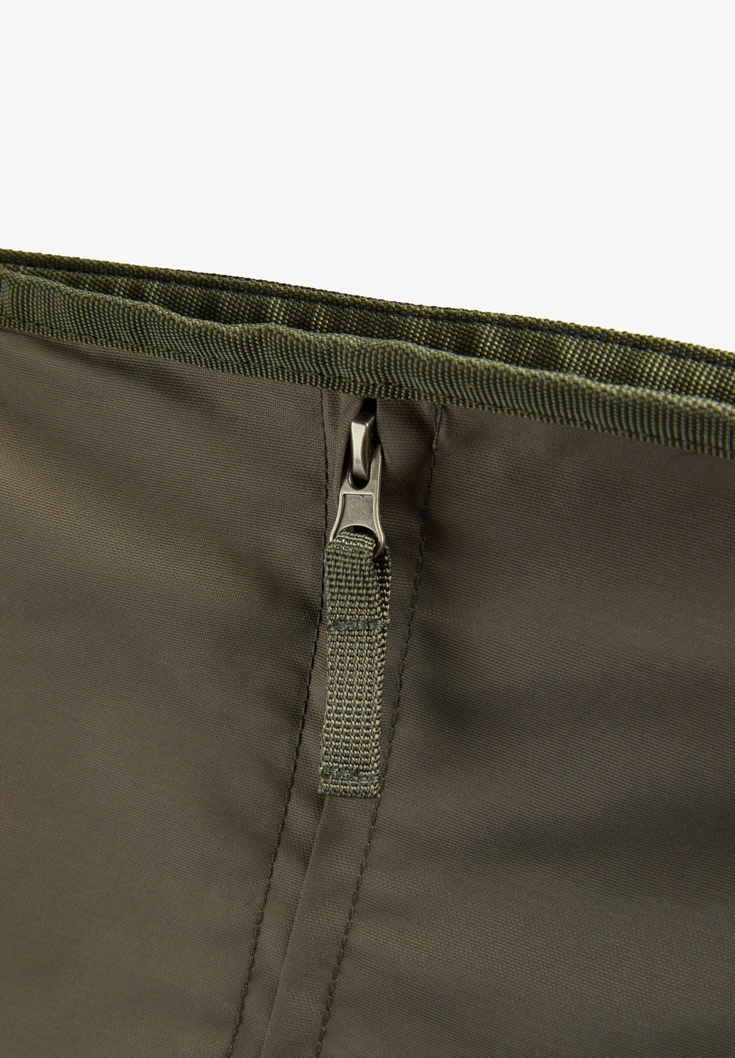 BACKPACK WITH ROLL-UP FASTENING
