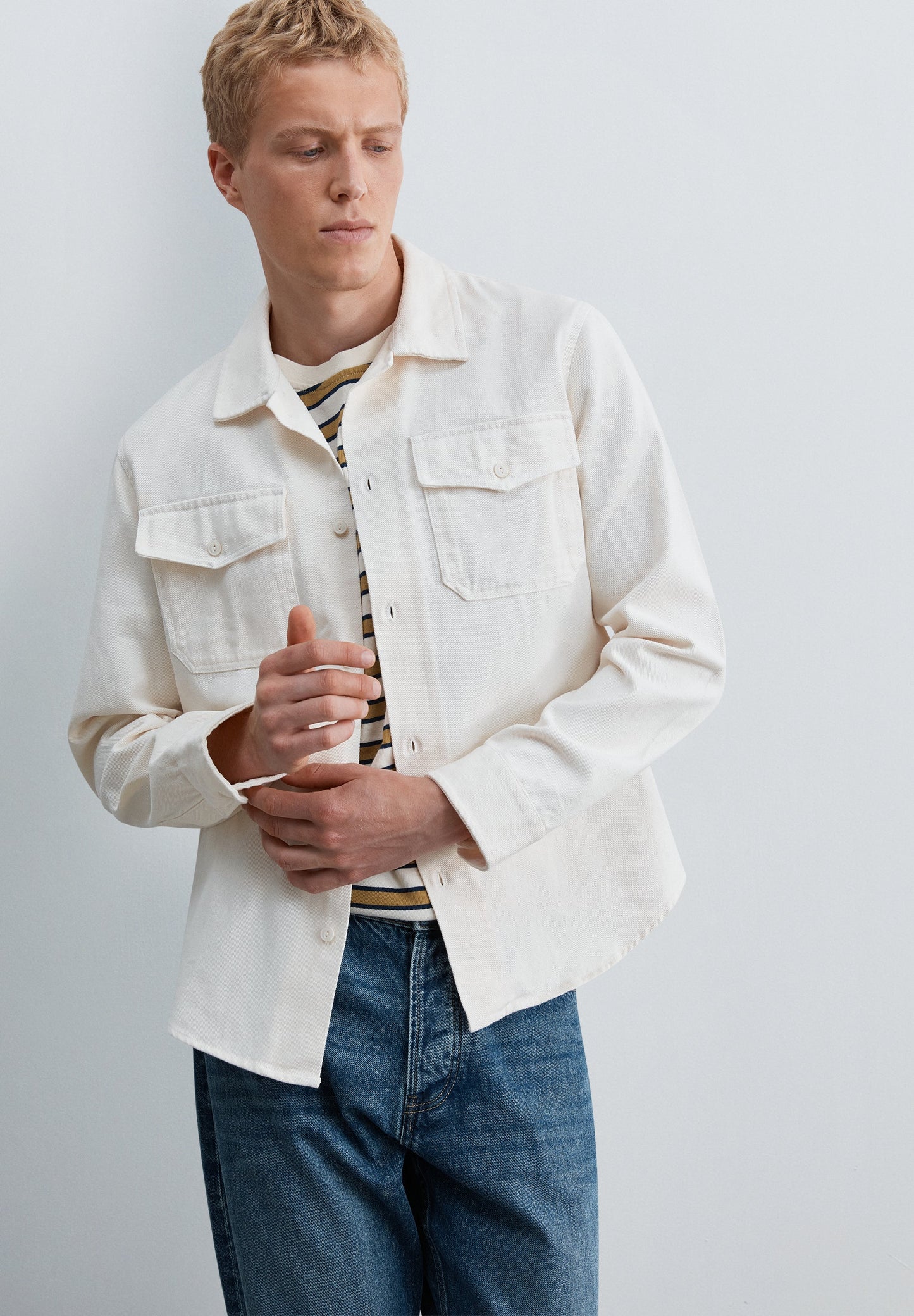 BOXY FIT OVERSHIRT WITH POCKETS