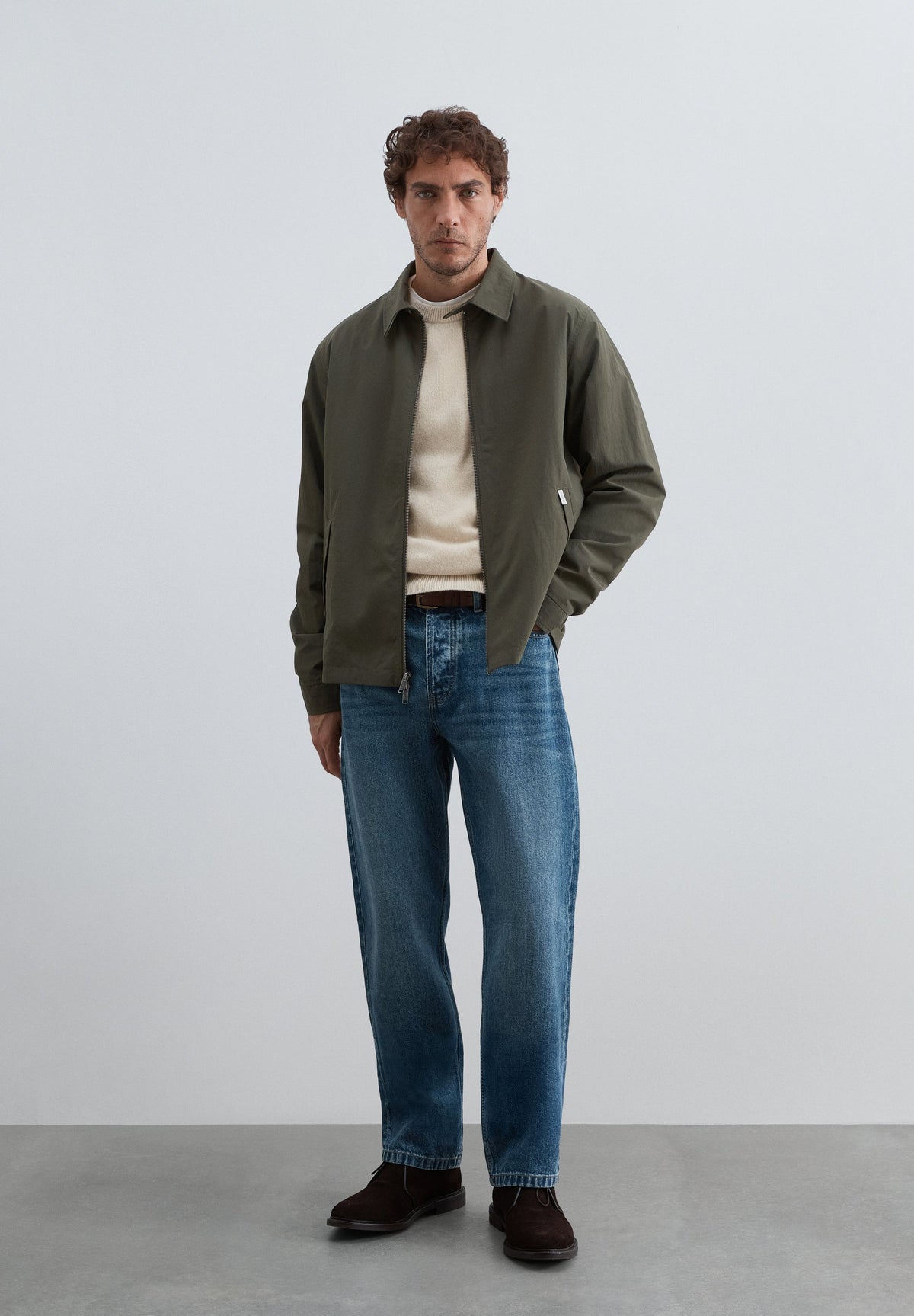 JACKET WITH INNER DETAILS
