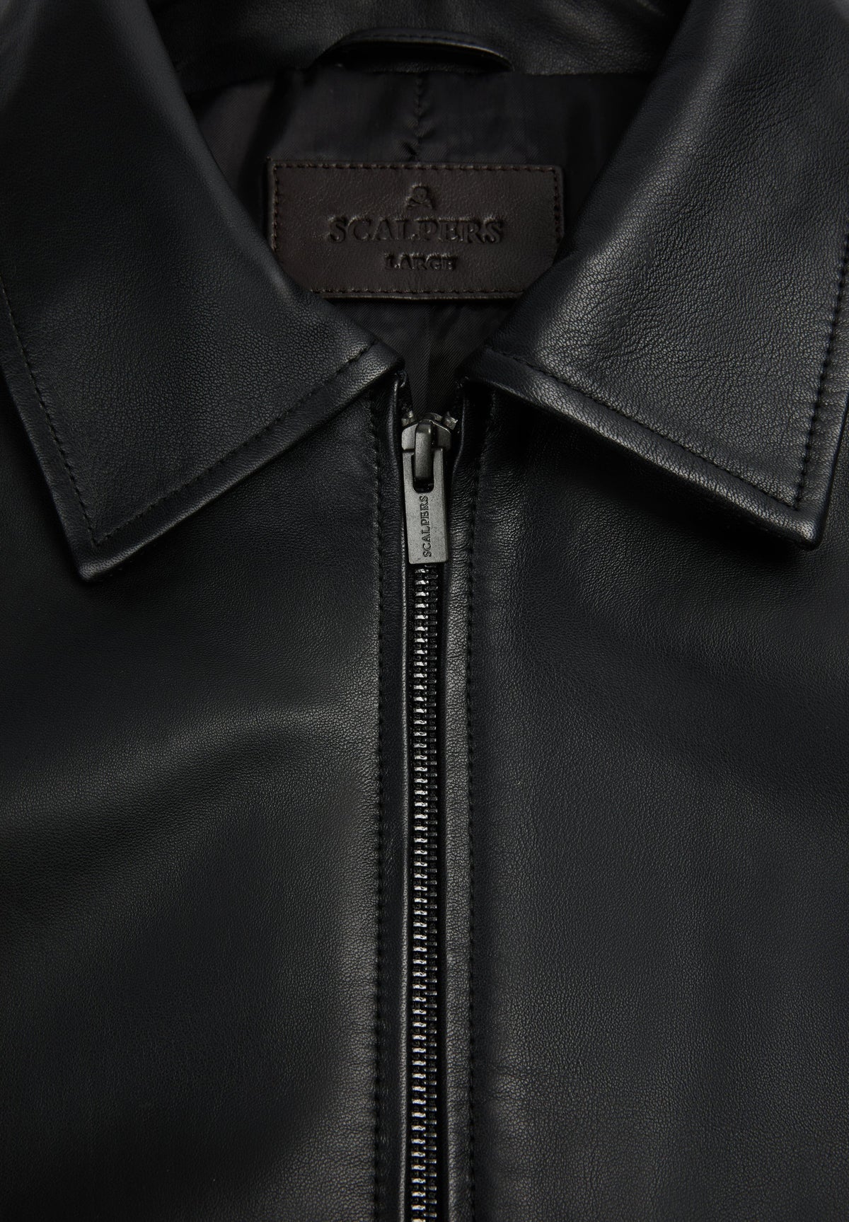 LEATHER JACKET WITH POCKETS