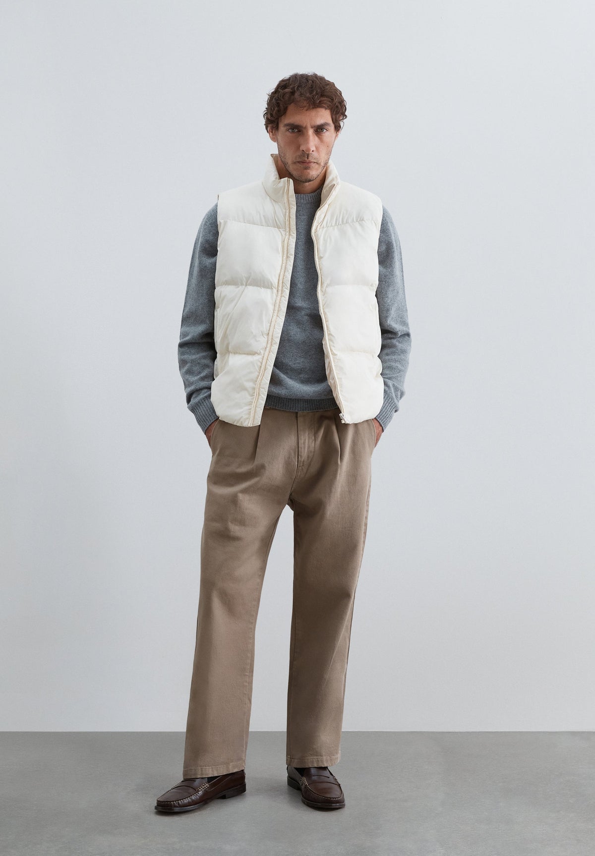 PUFFER VEST WITH POCKETS