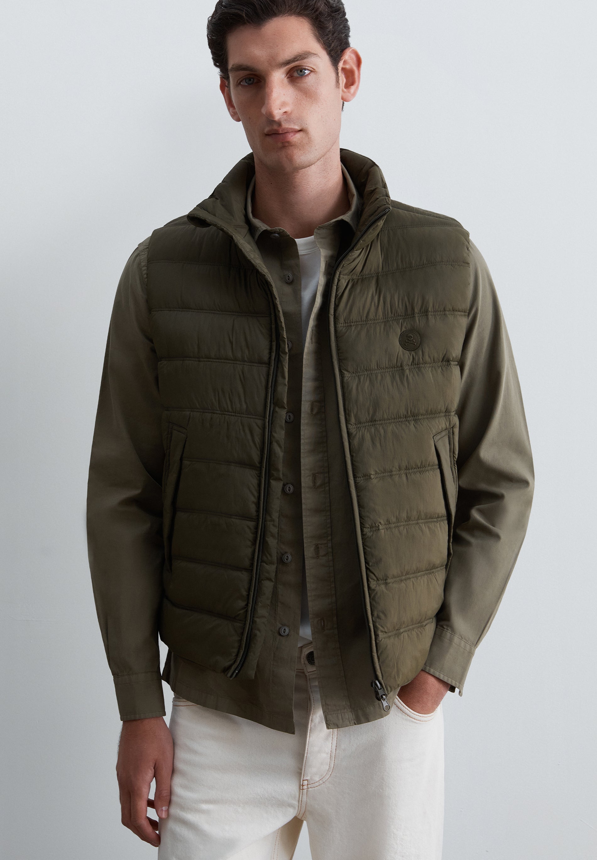 PUFFER VEST WITH POCKETS