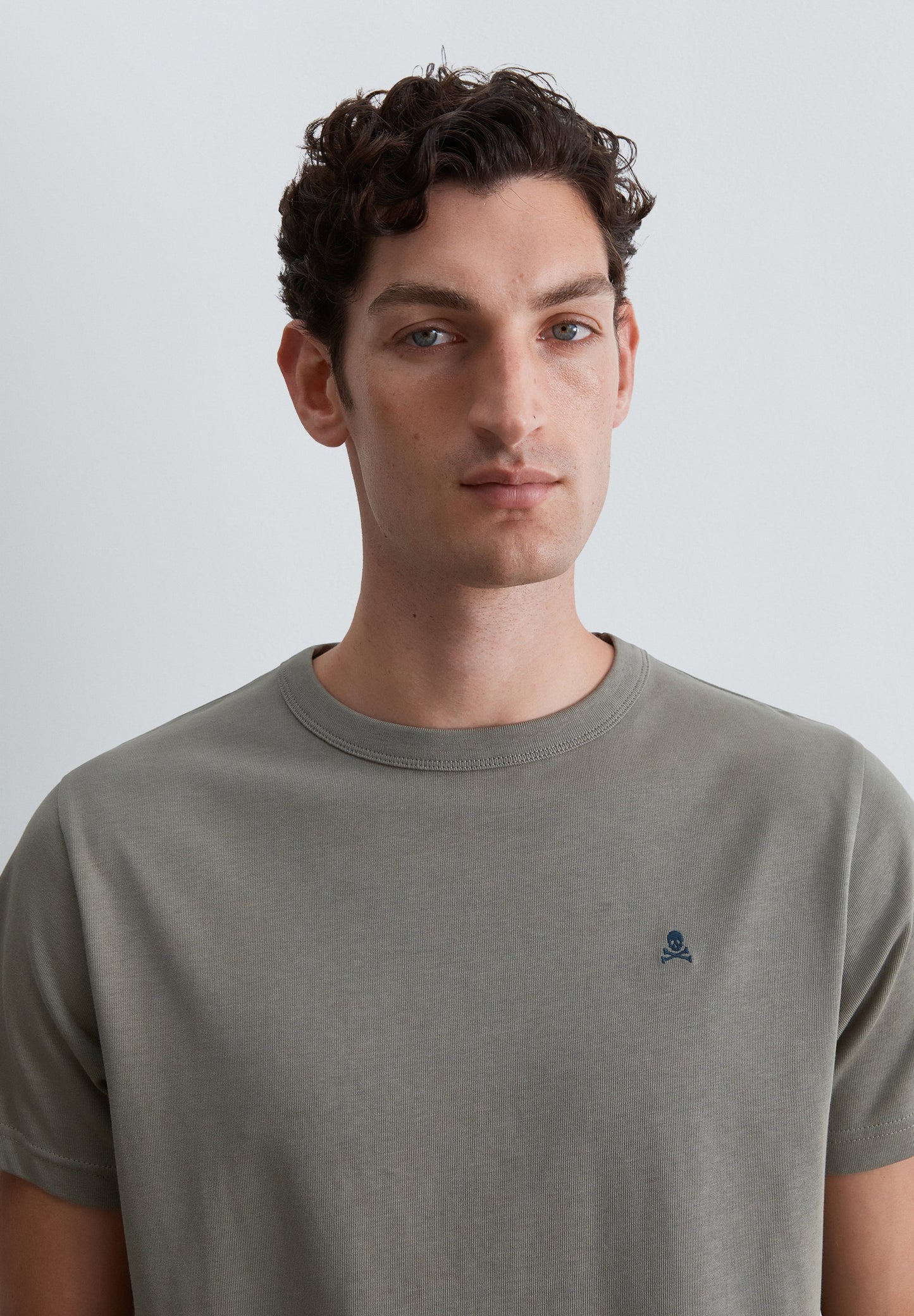 T-SHIRT WITH CONTRAST SKULL
