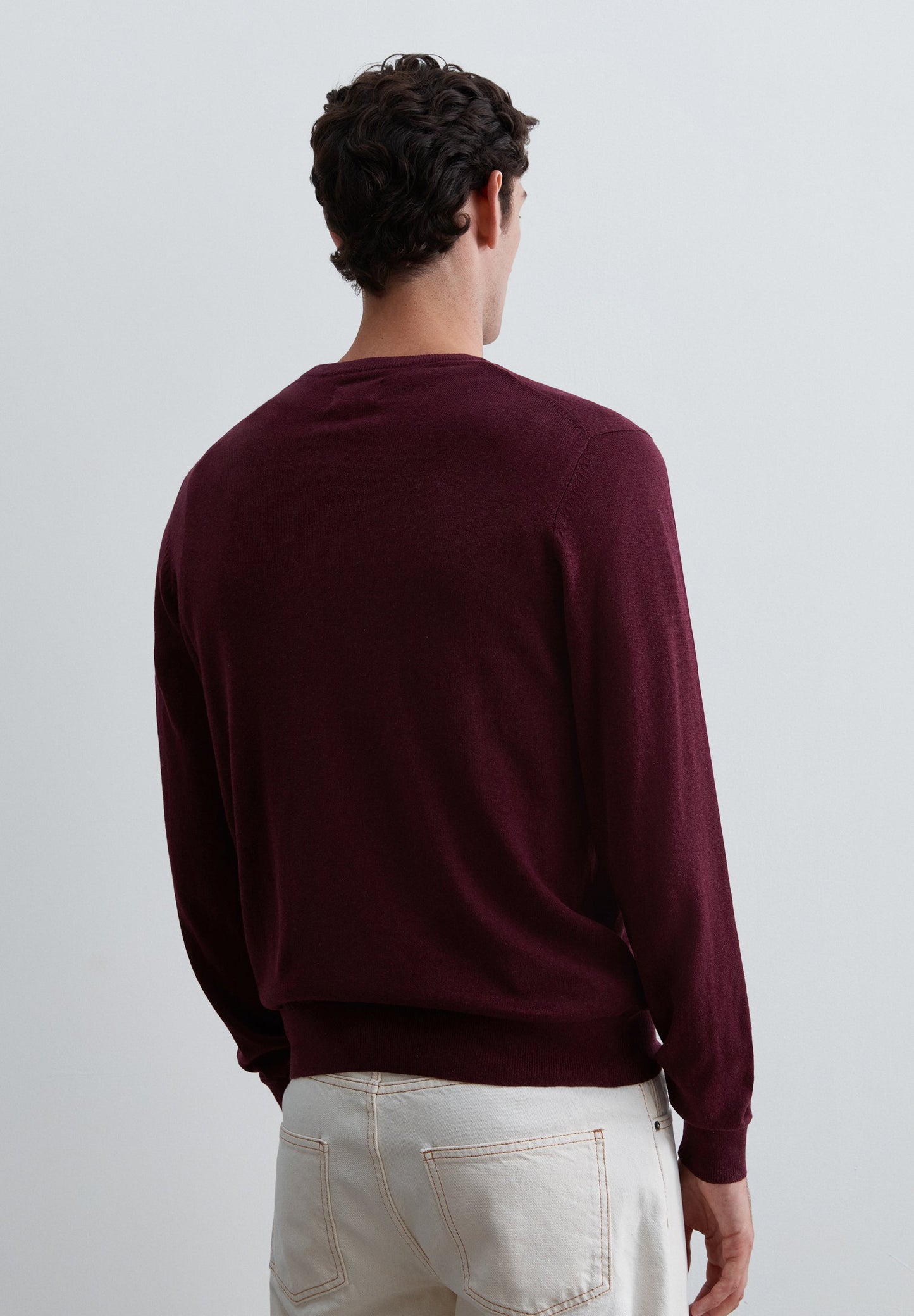 KNIT ROUND NECK SWEATER