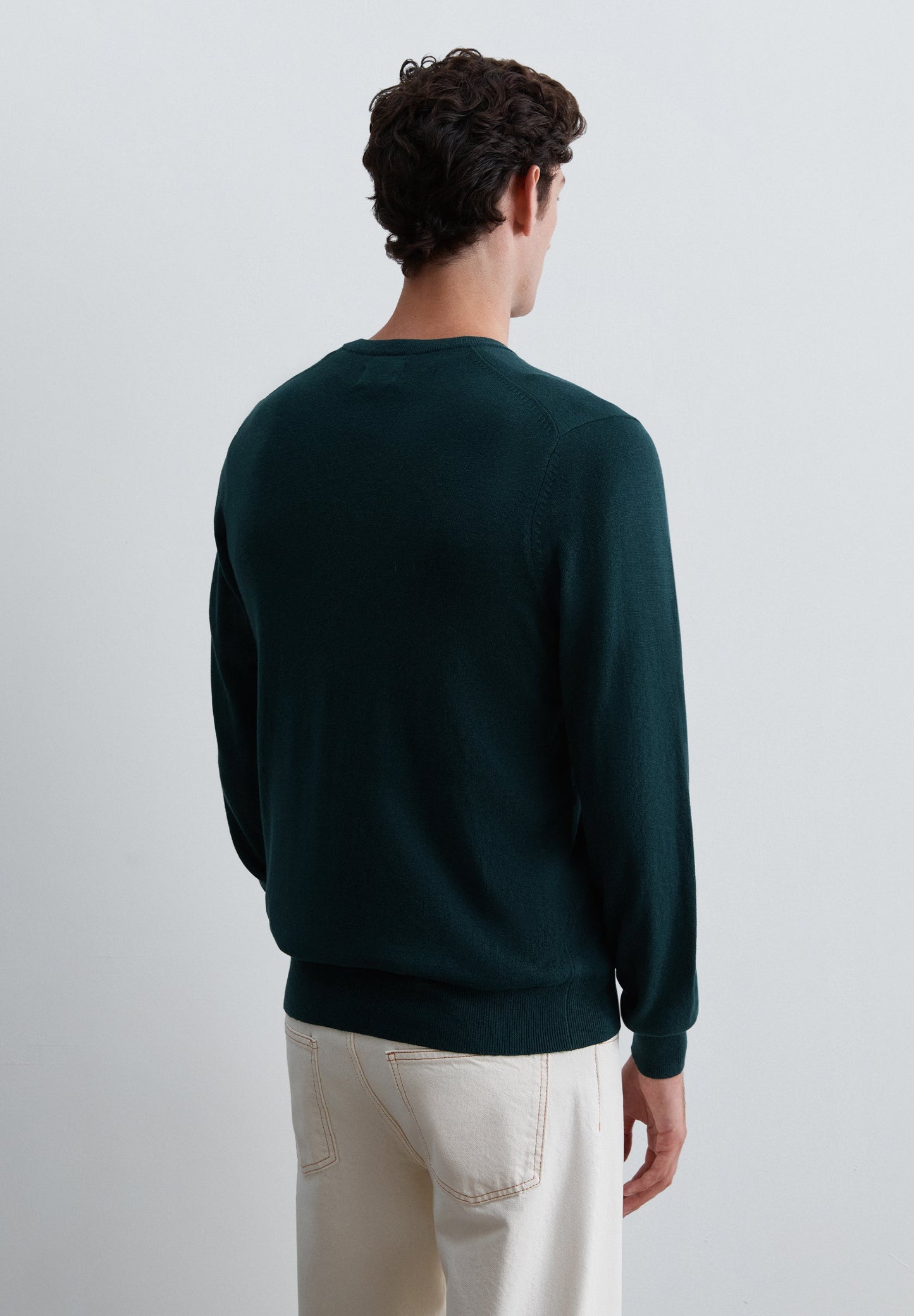 KNIT V-NECK SWEATER
