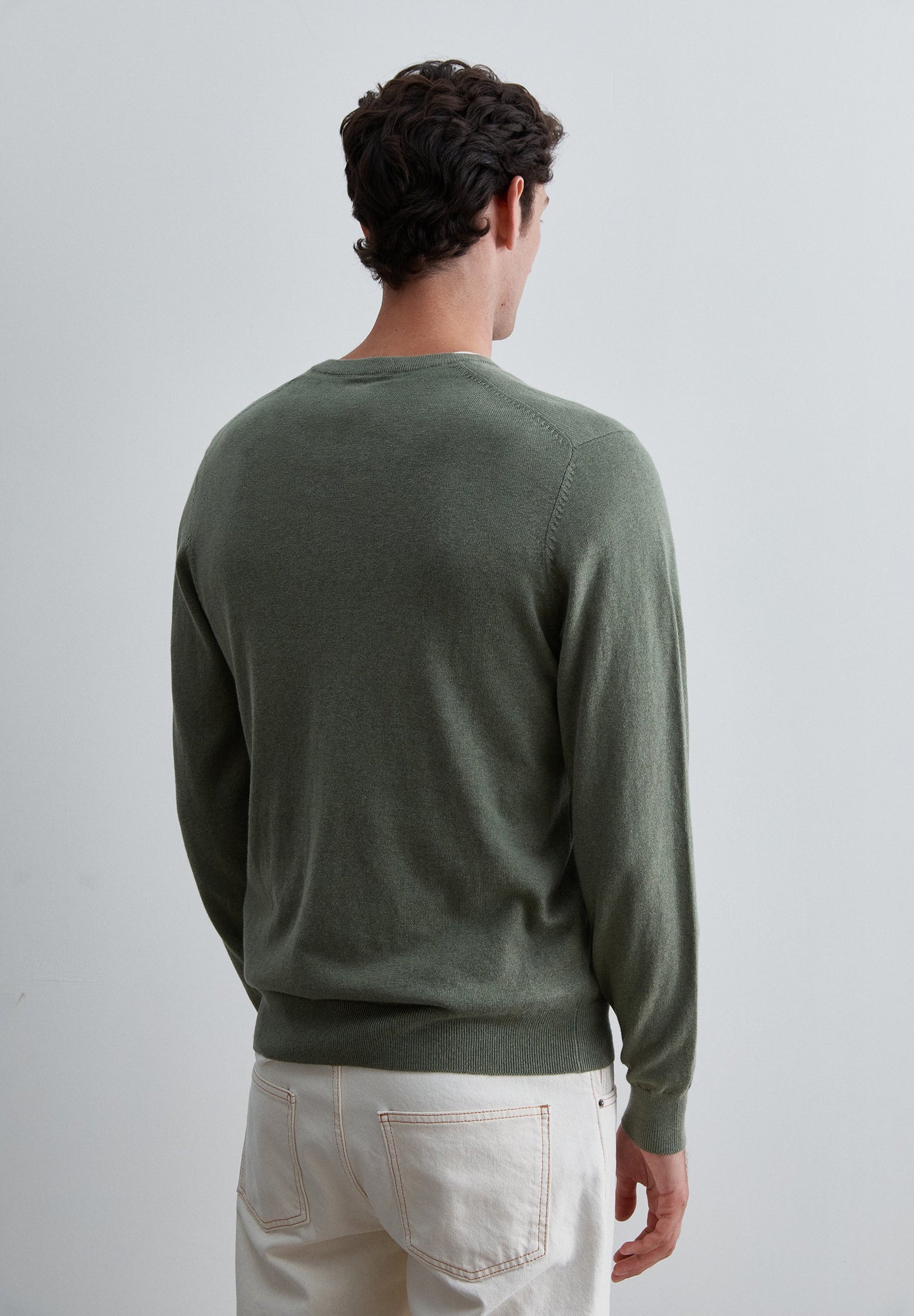 KNIT V-NECK SWEATER