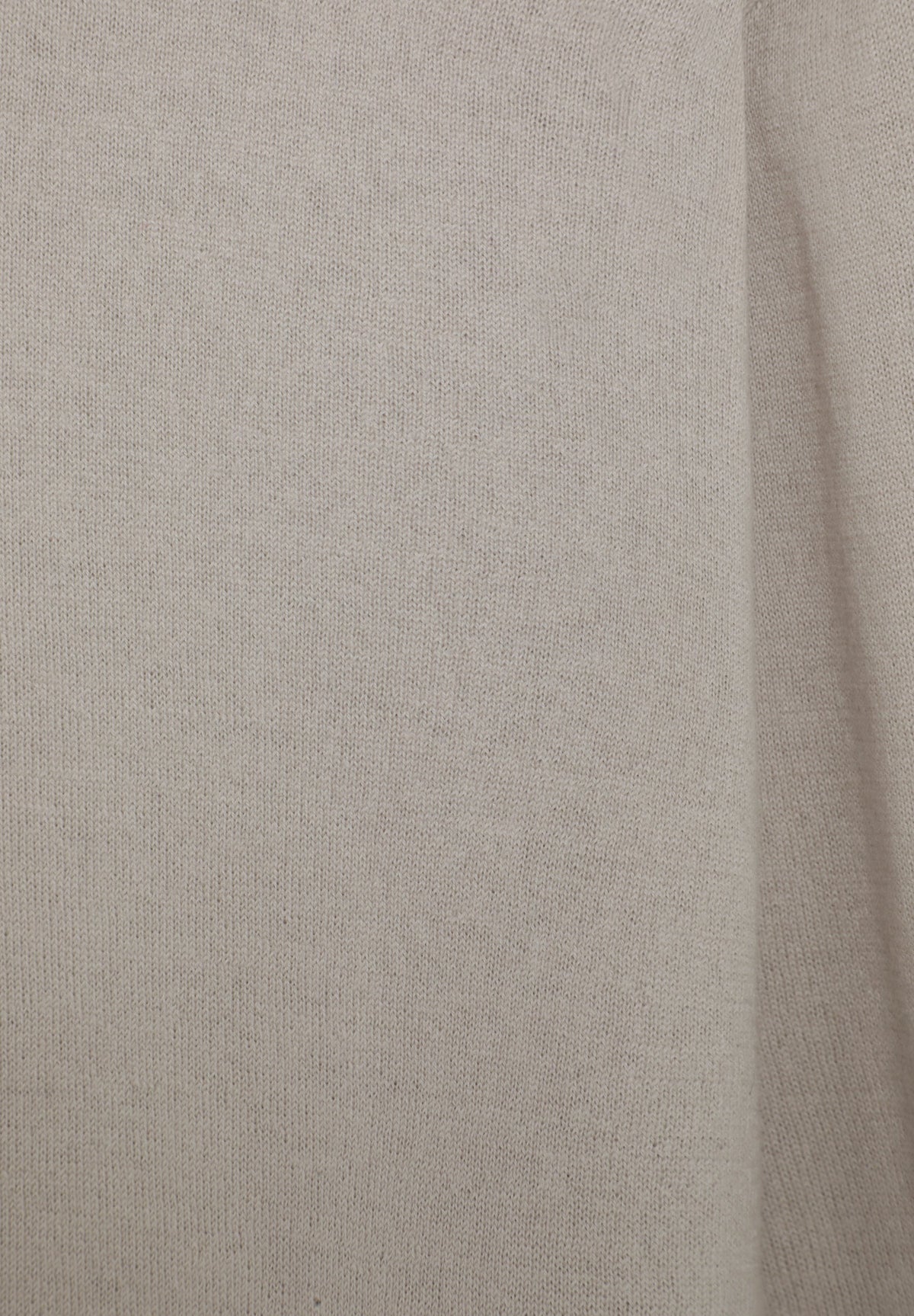 100% WOOL SWEATER