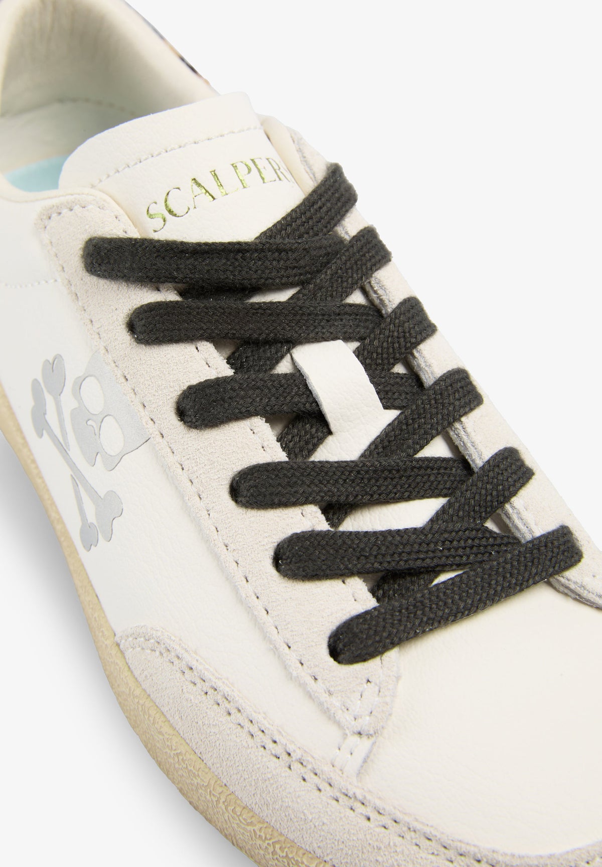 SNEAKERS WITH SIDE SKULL
