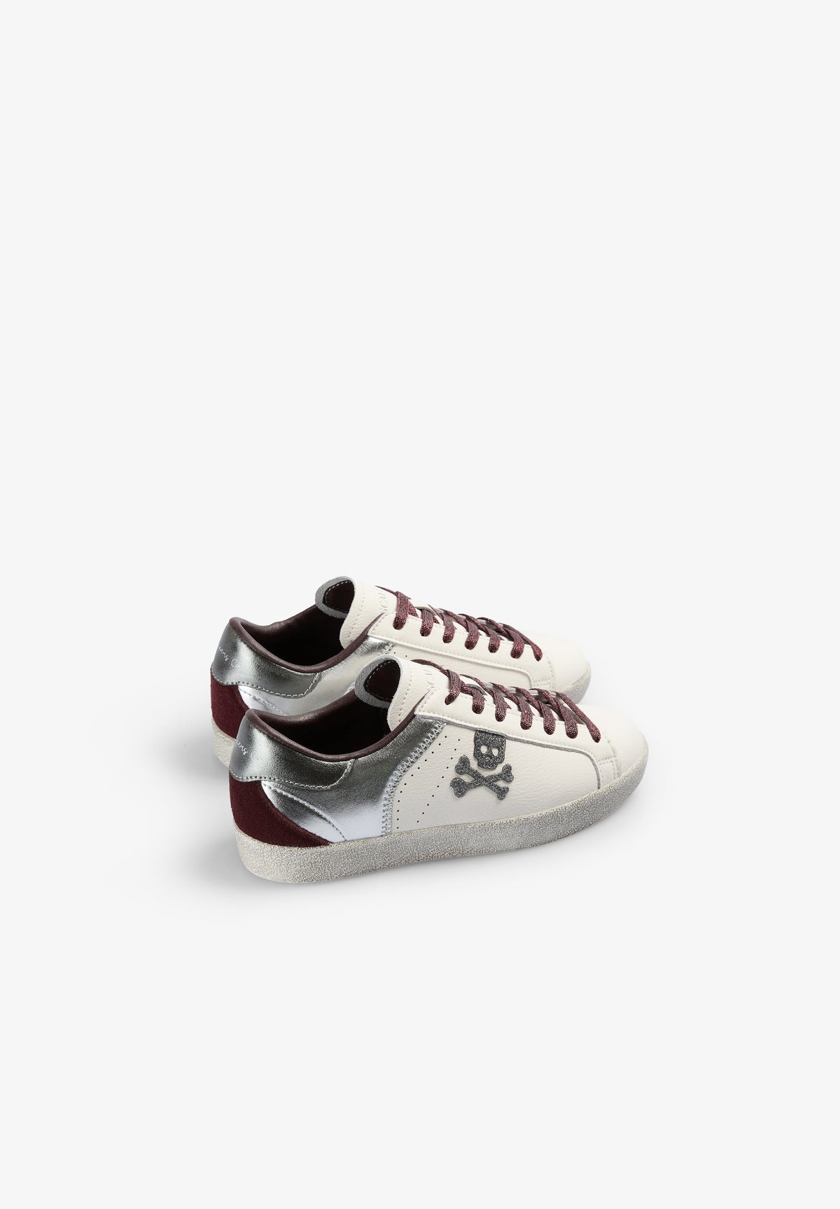 METALLIC SKULL SNEAKERS