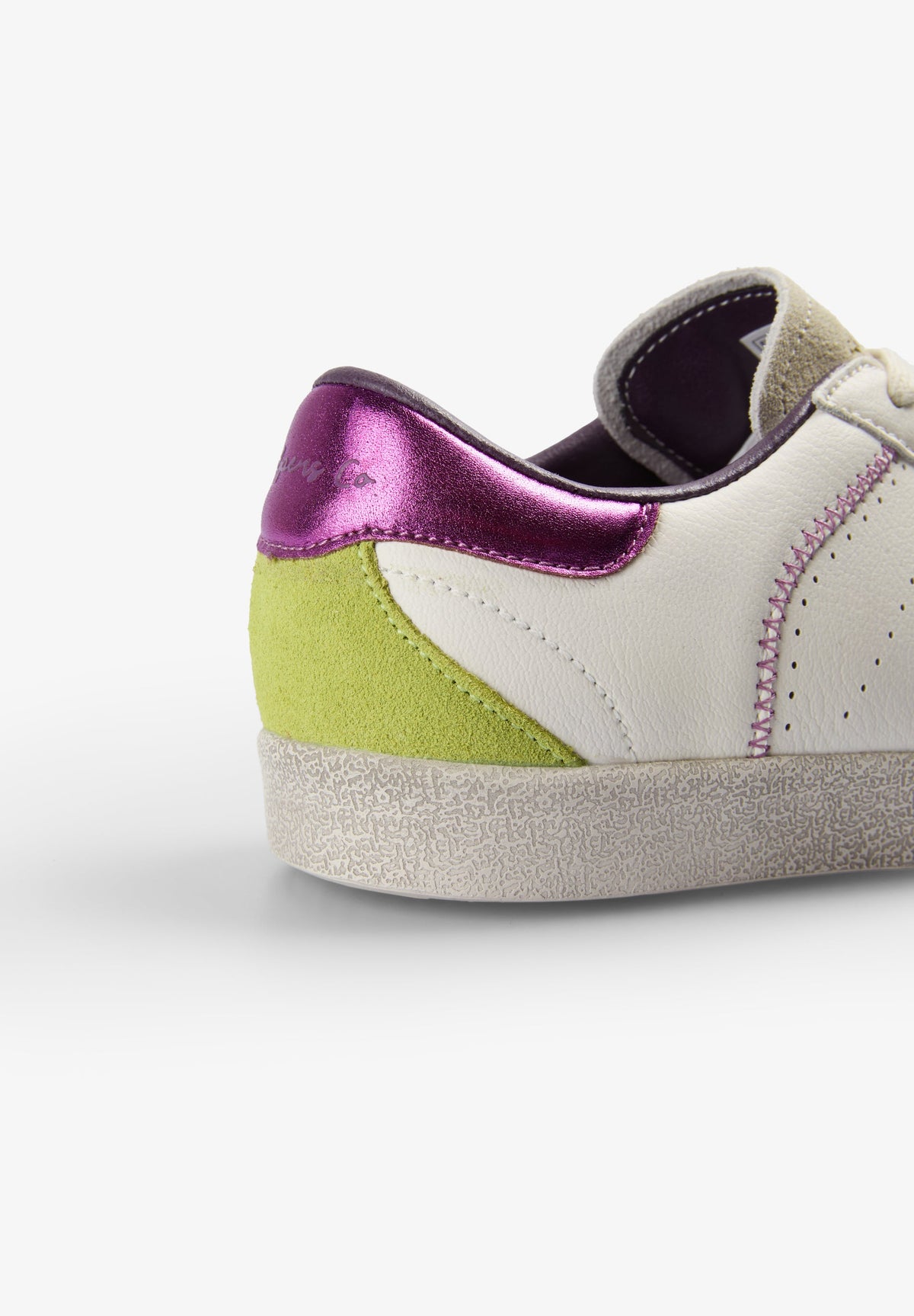METALLIC SKULL SNEAKERS