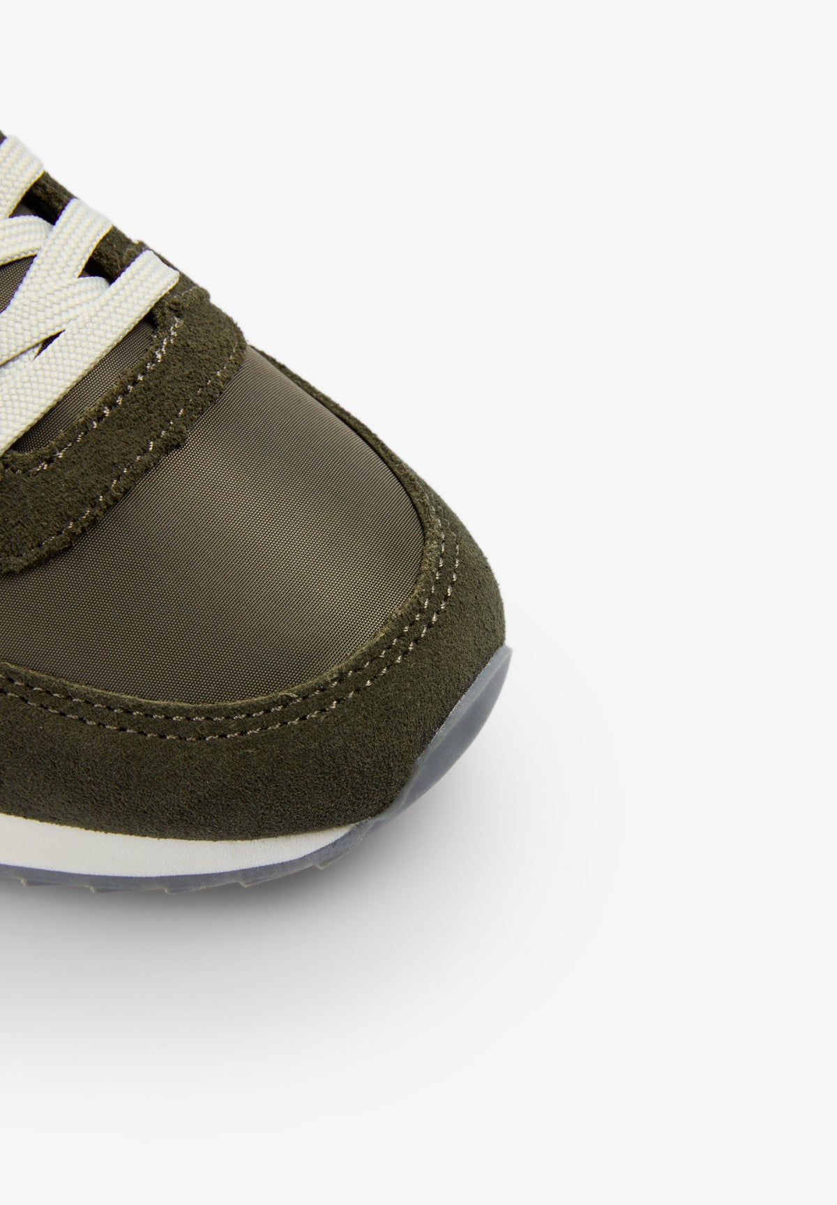 SNEAKERS WITH SIDE SKULL