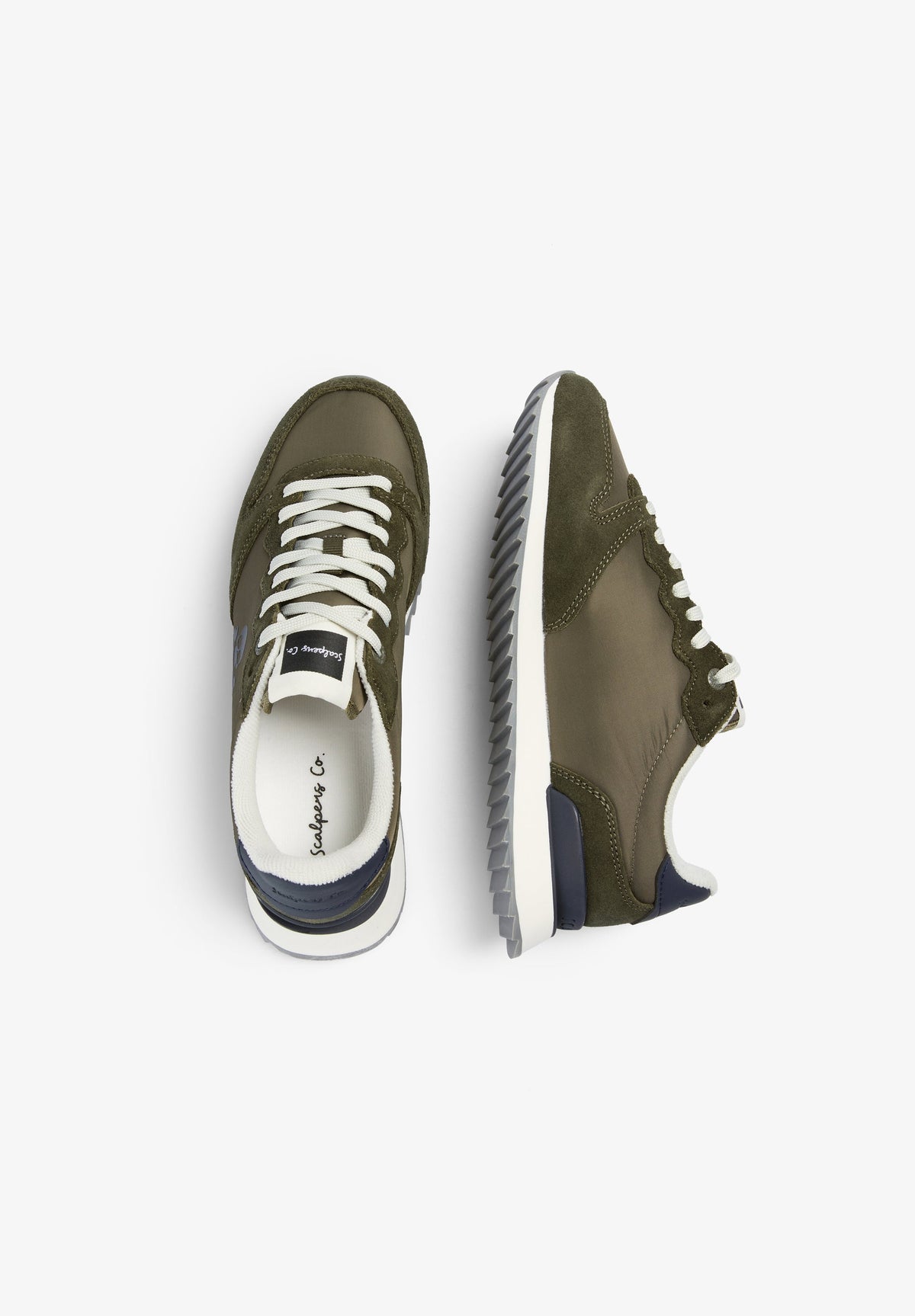 SNEAKERS WITH SIDE SKULL