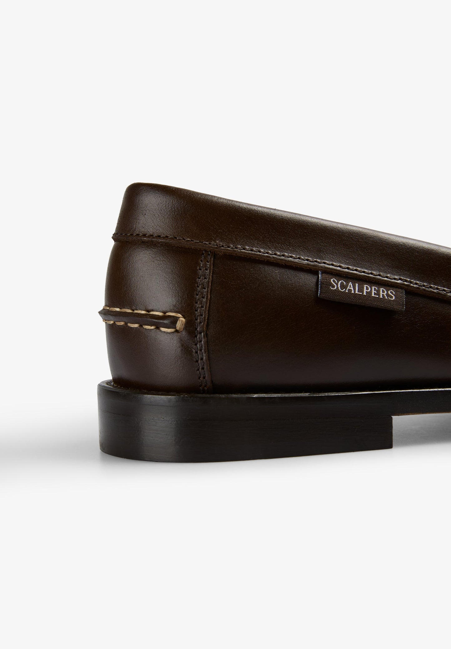 LEATHER LOAFERS WITH CONTRAST STITCHING
