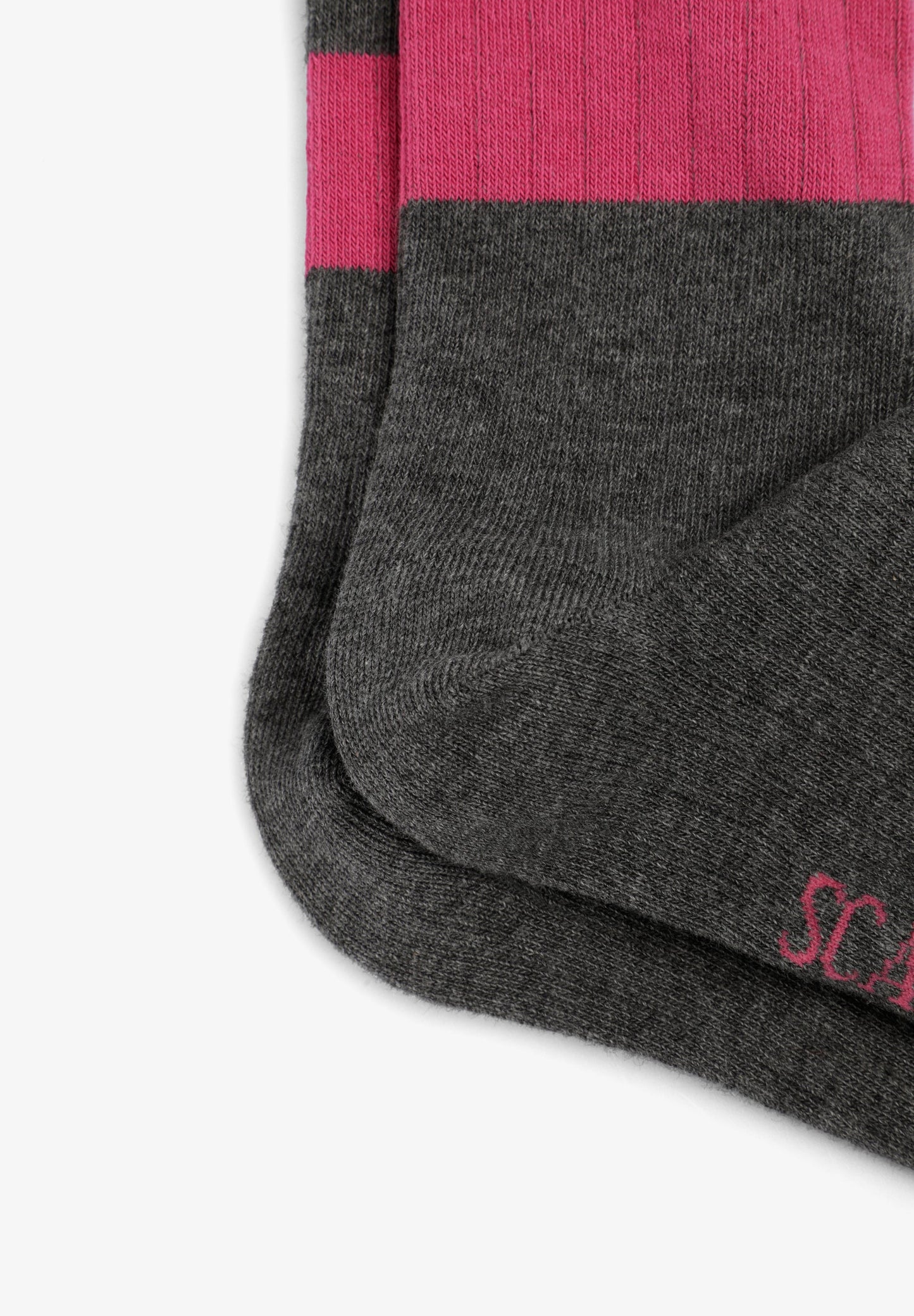 CONTRAST STRIPED RIBBED SOCKS