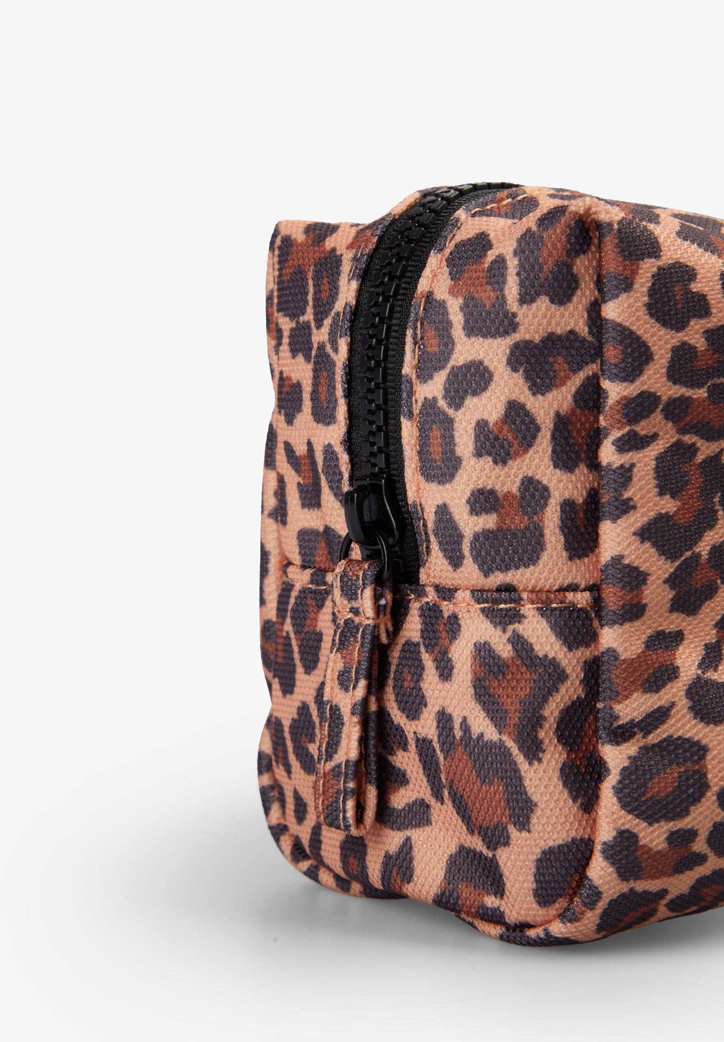 ANIMAL PRINT TOILETRY BAG WITH FRONT PATCH