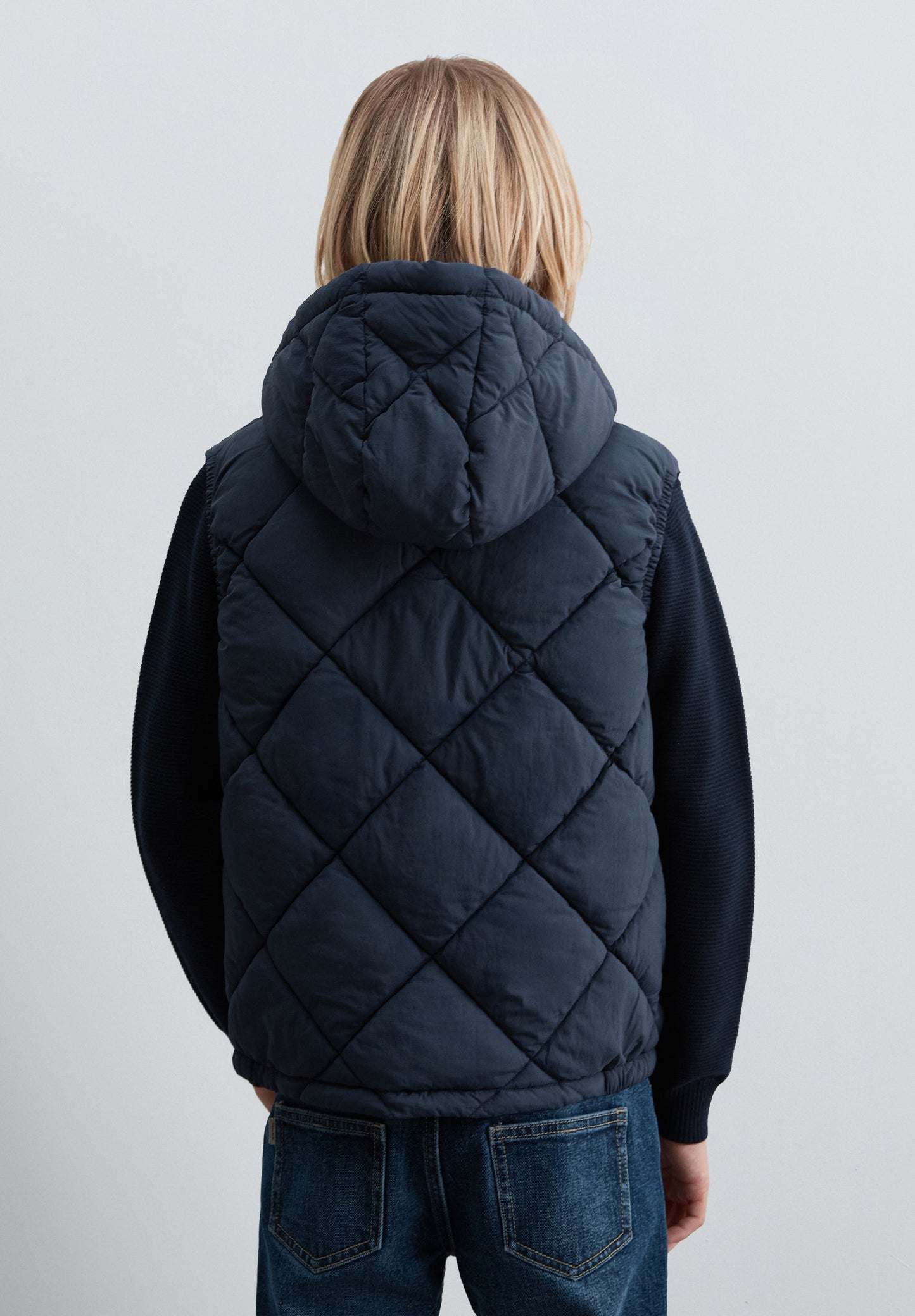 PADDED VEST WITH DETACHABLE HOOD