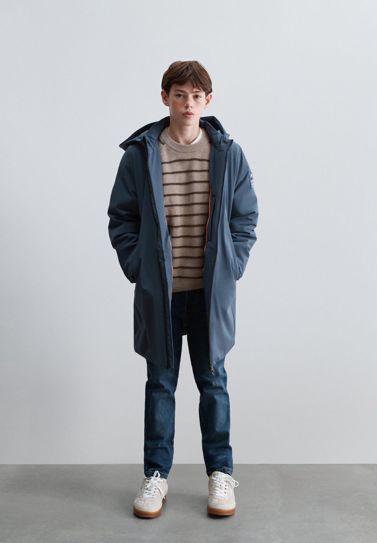 WATER REPELLENT HOODED PARKA