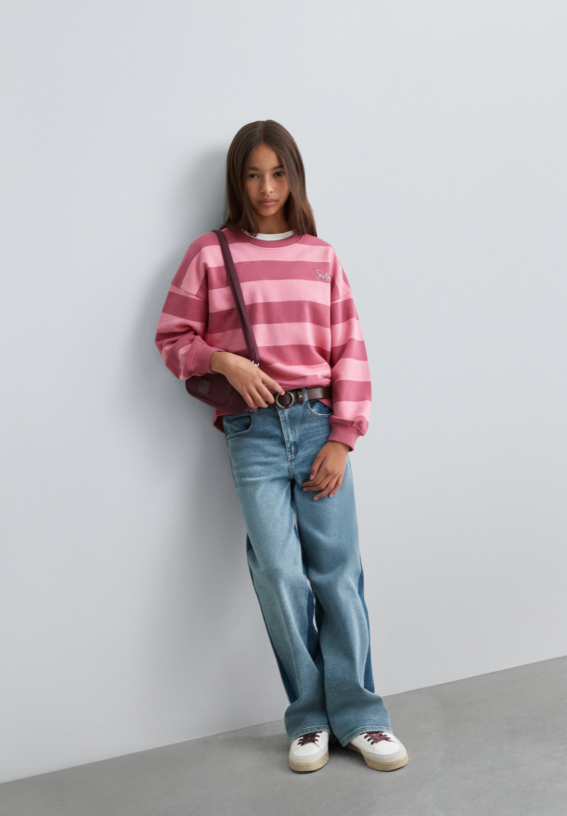 RELAXED FIT STRIPED SWEATSHIRT