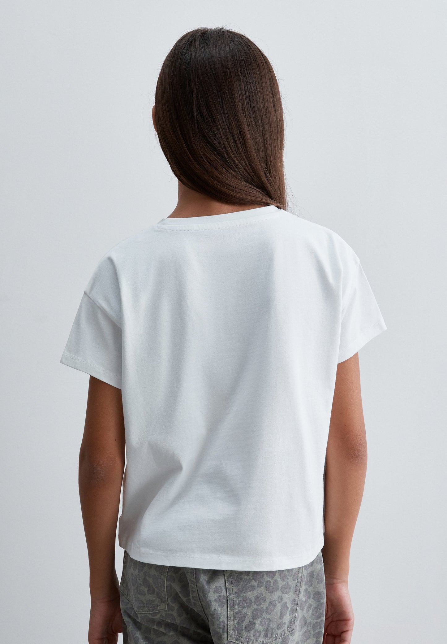 T-SHIRT WITH RHINESTONE DETAIL