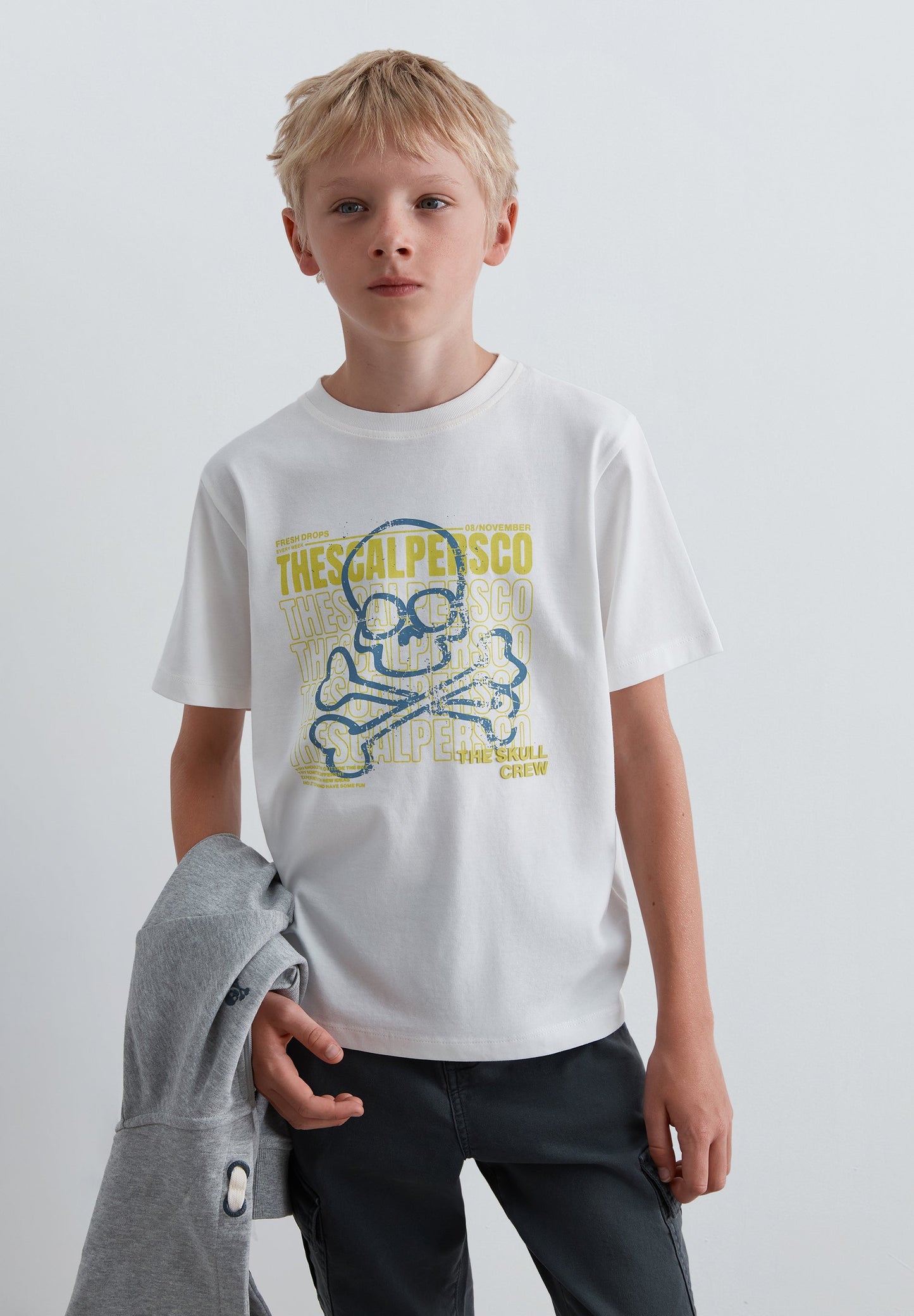PRINTED T-SHIRT WITH BACK DETAIL