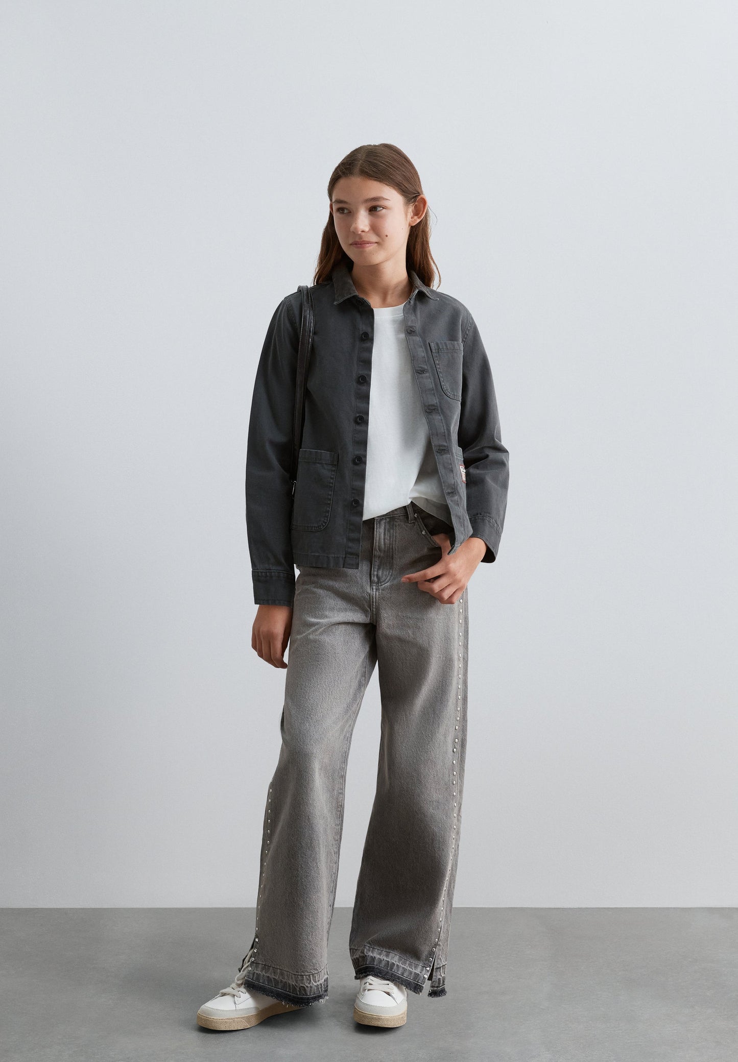 LIGHTWEIGHT MULTI-POCKET JACKET