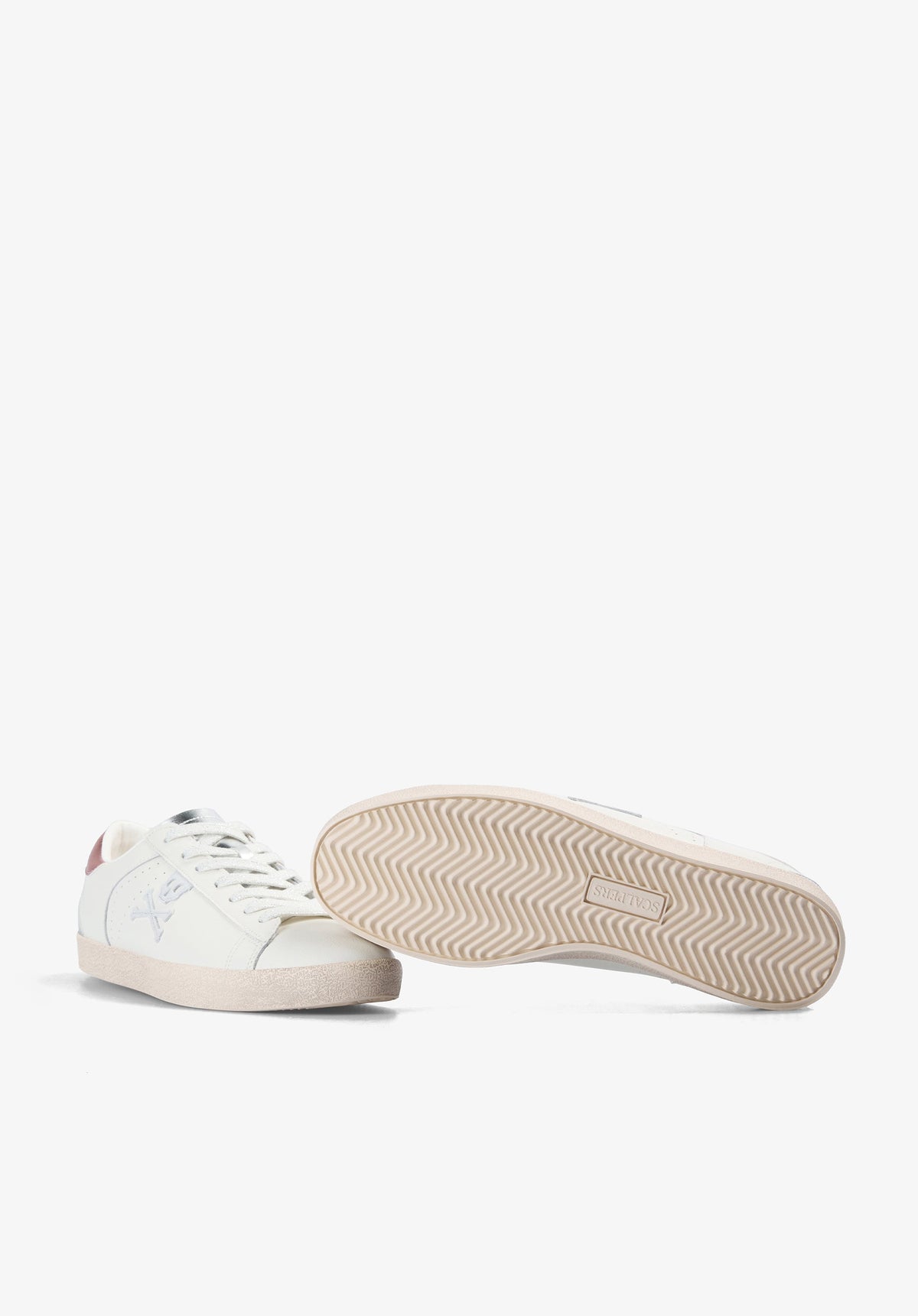 SNEAKERS WITH SIDE SKULL
