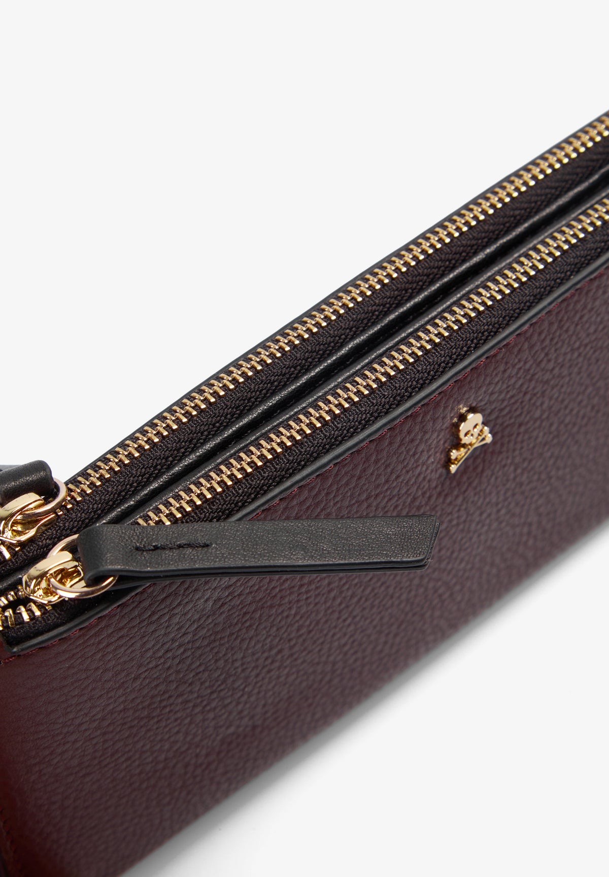 ELONGATED LEATHER WALLET