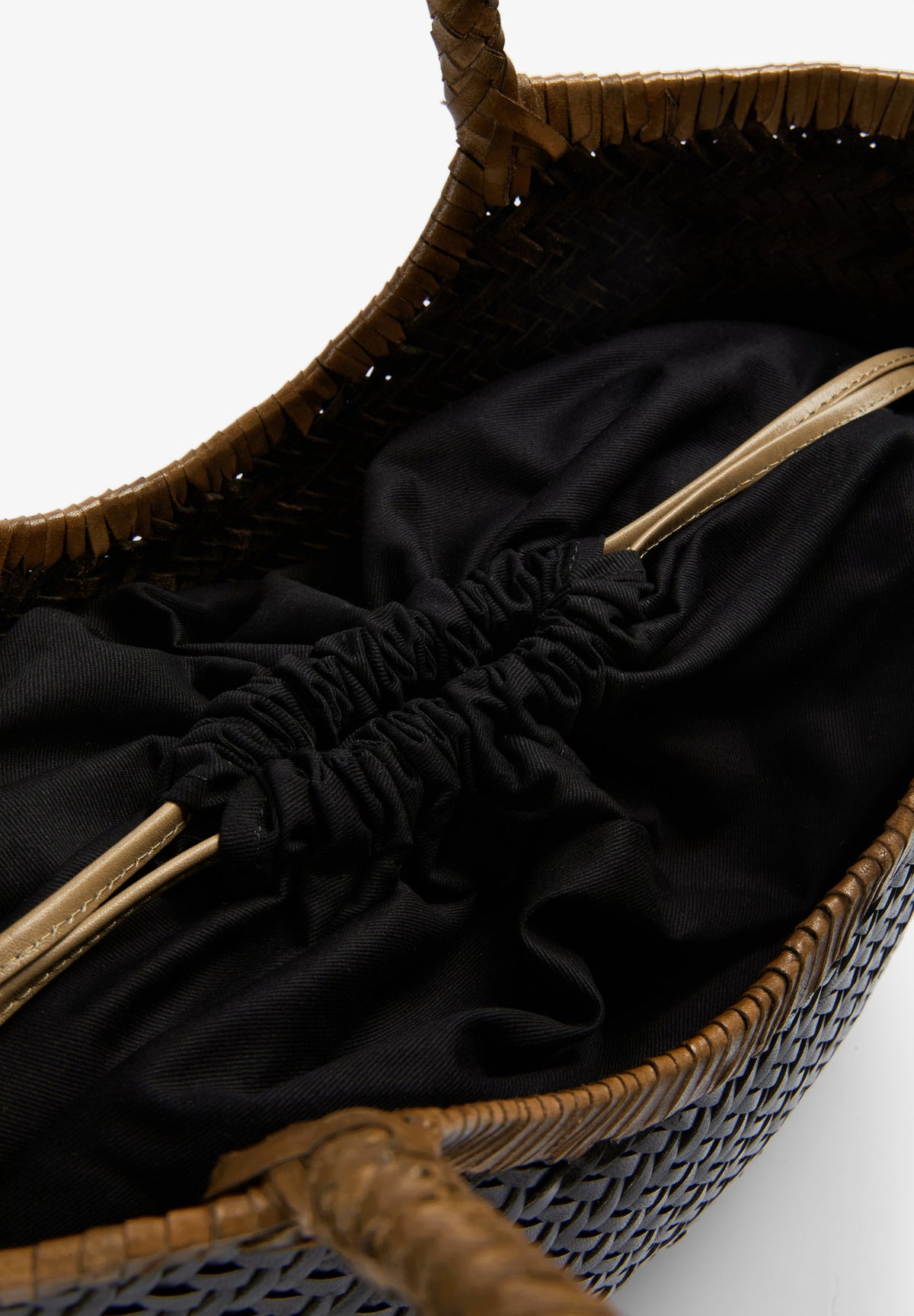 SHOULDER BAG WITH PLAITED LEATHER