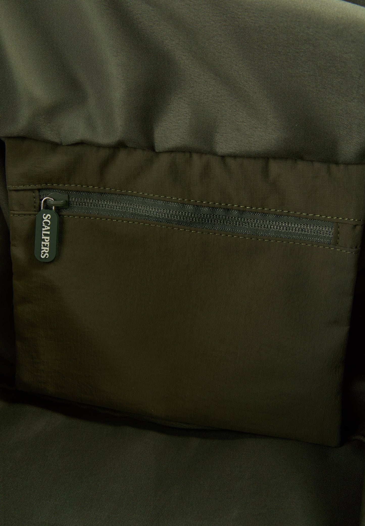 SPORTS DUFFLE BAG