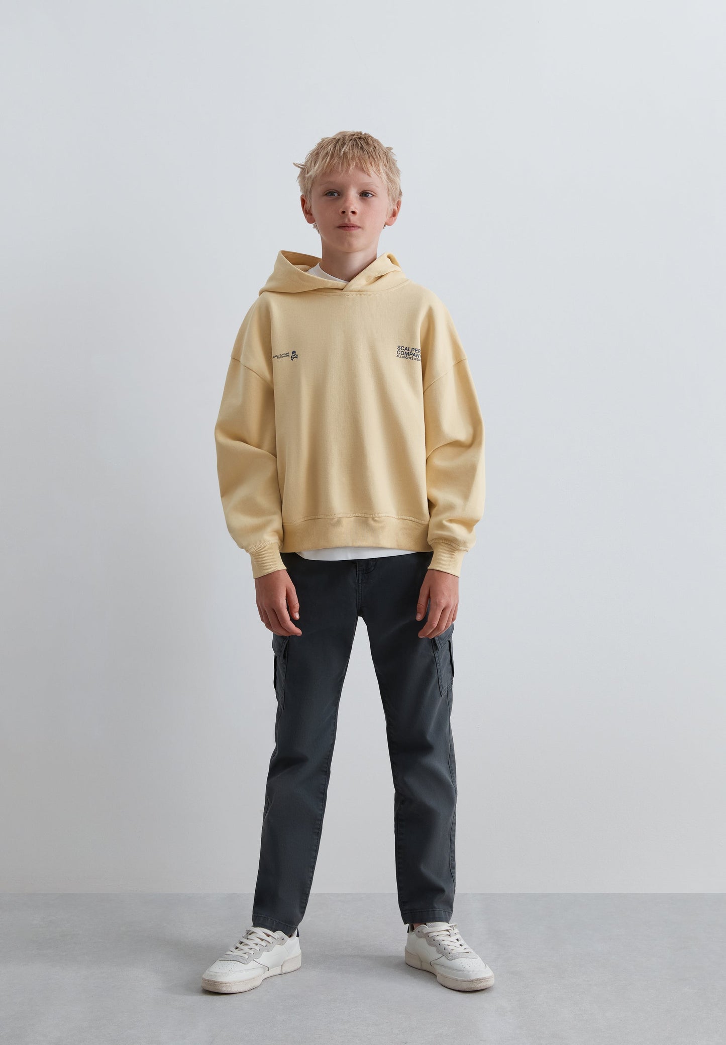 BOXY SWEATSHIRT WITH BACK LOGO