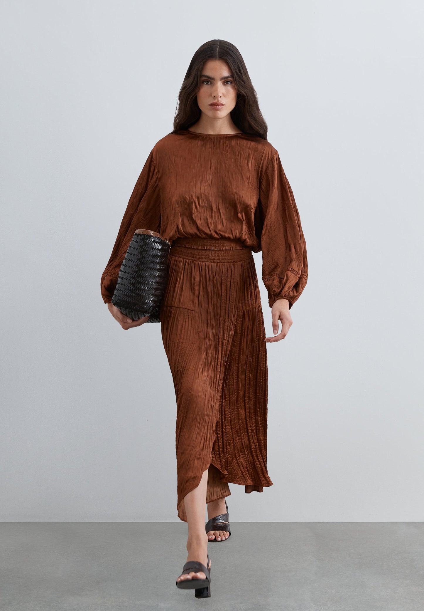SATIN TOP WITH TEXTURE