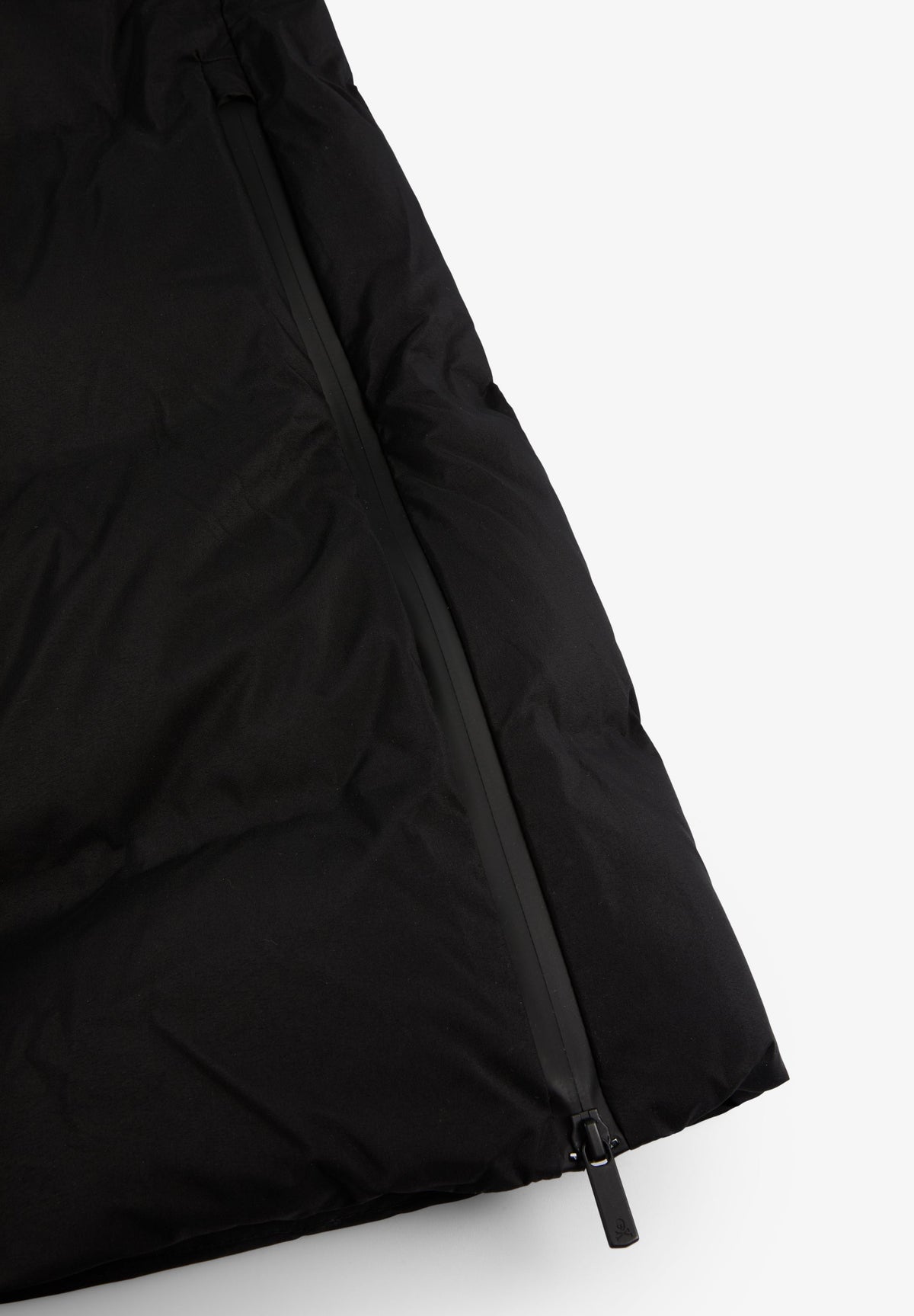LIGHTWEIGHT QUILTED COAT