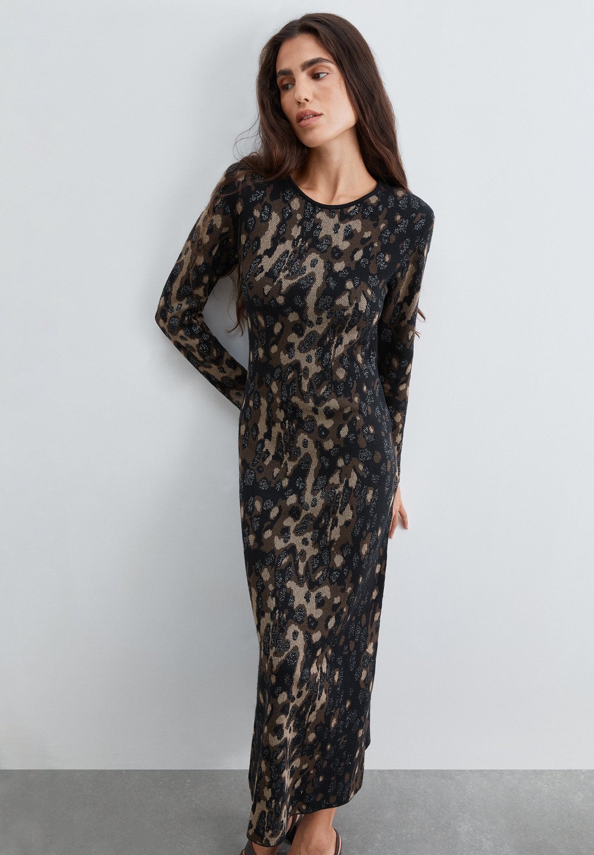 JACQUARD DRESS WITH SHOULDER PADS