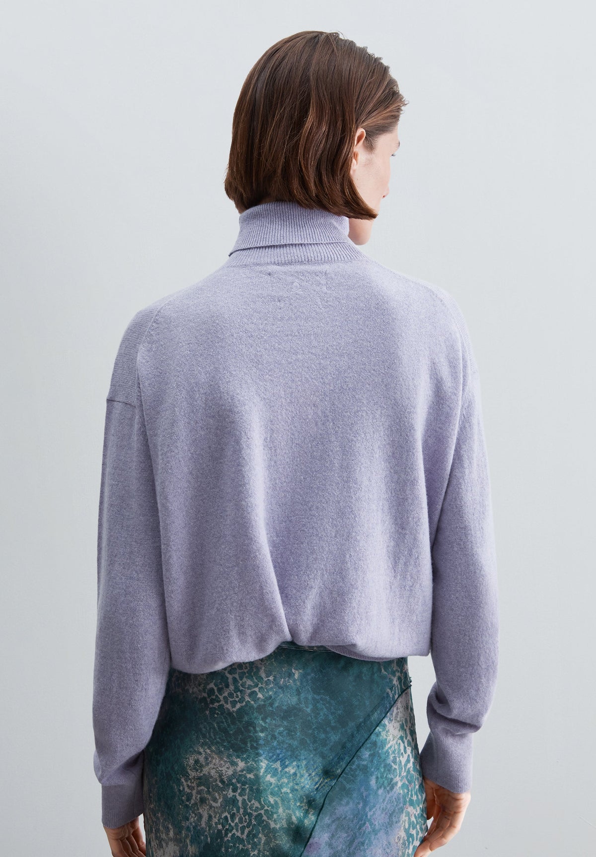 HIGH NECK WOOL SWEATER