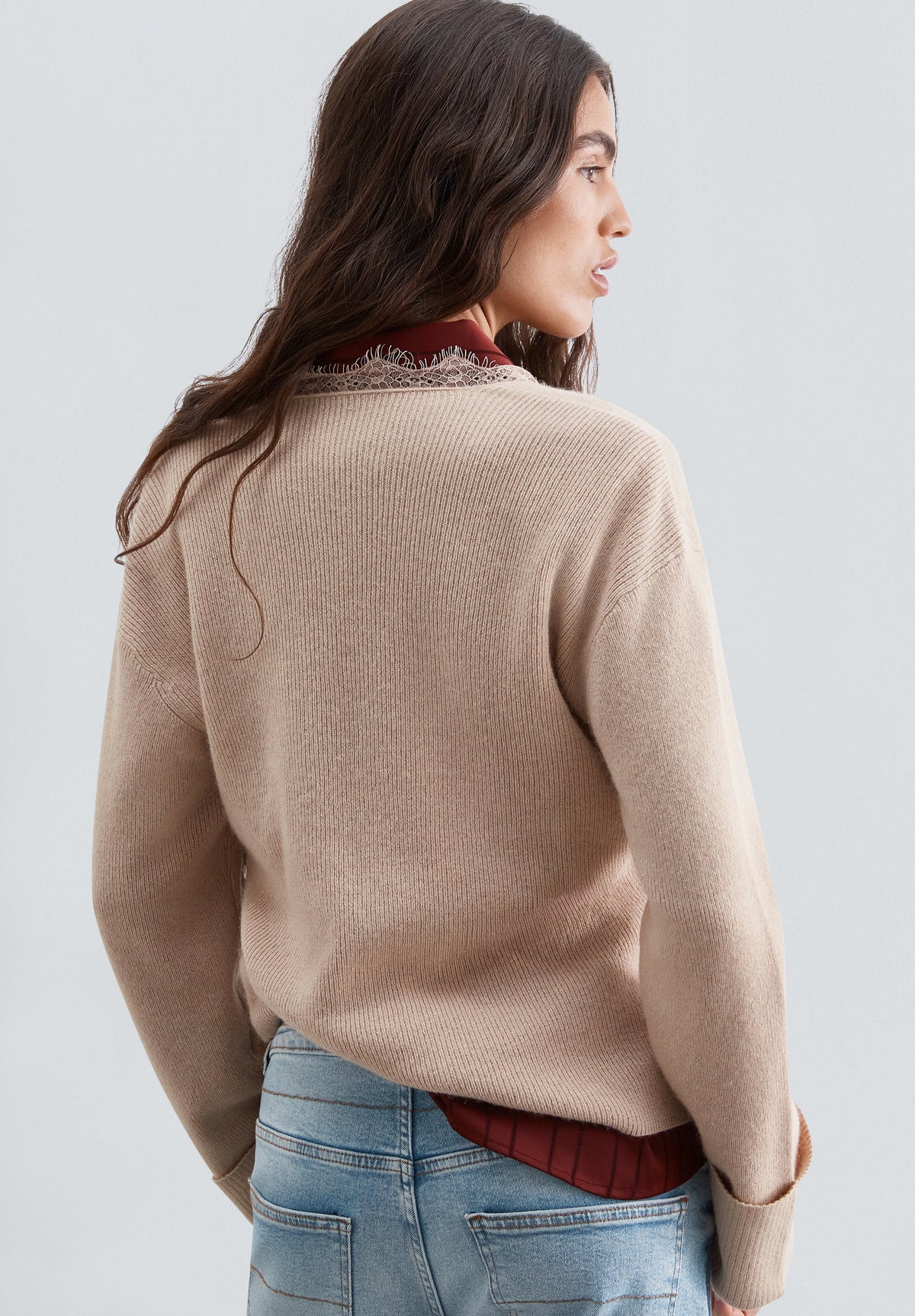 V-NECK SWEATER WITH LACE DETAIL