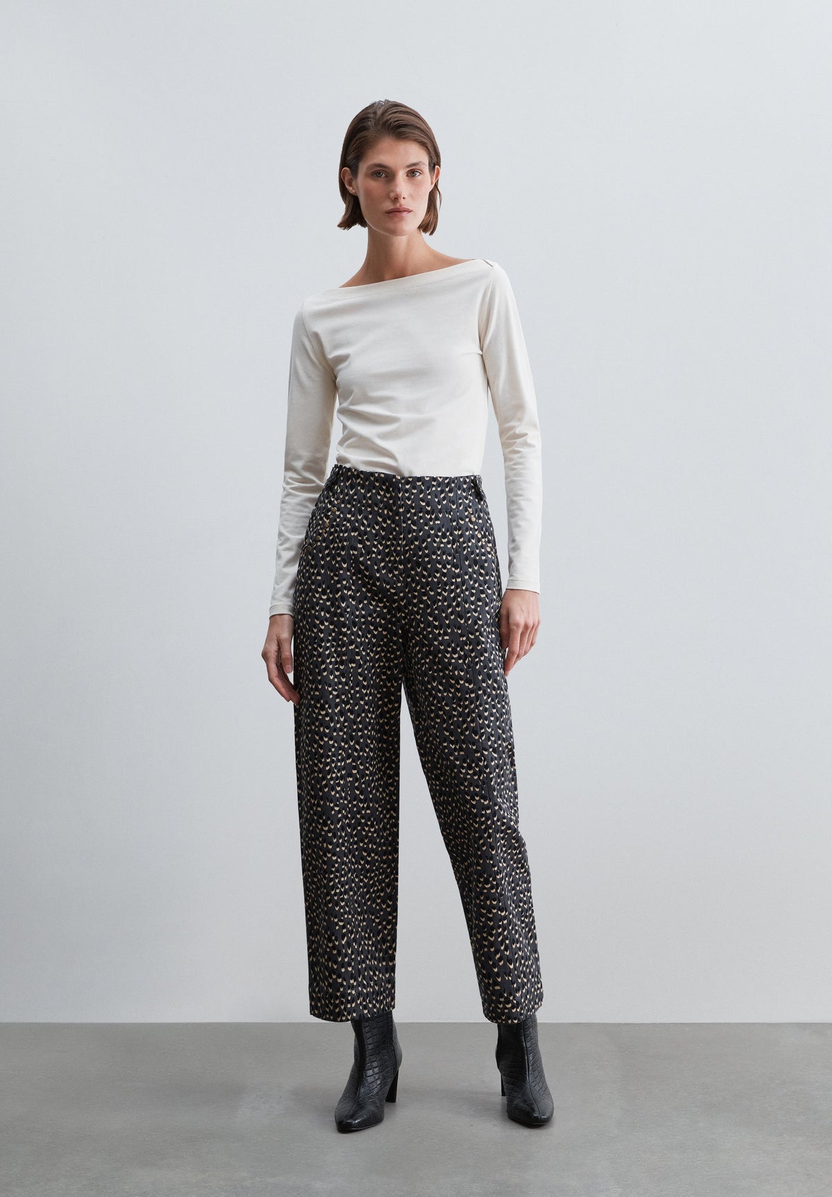 STUDDED PRINT TROUSERS