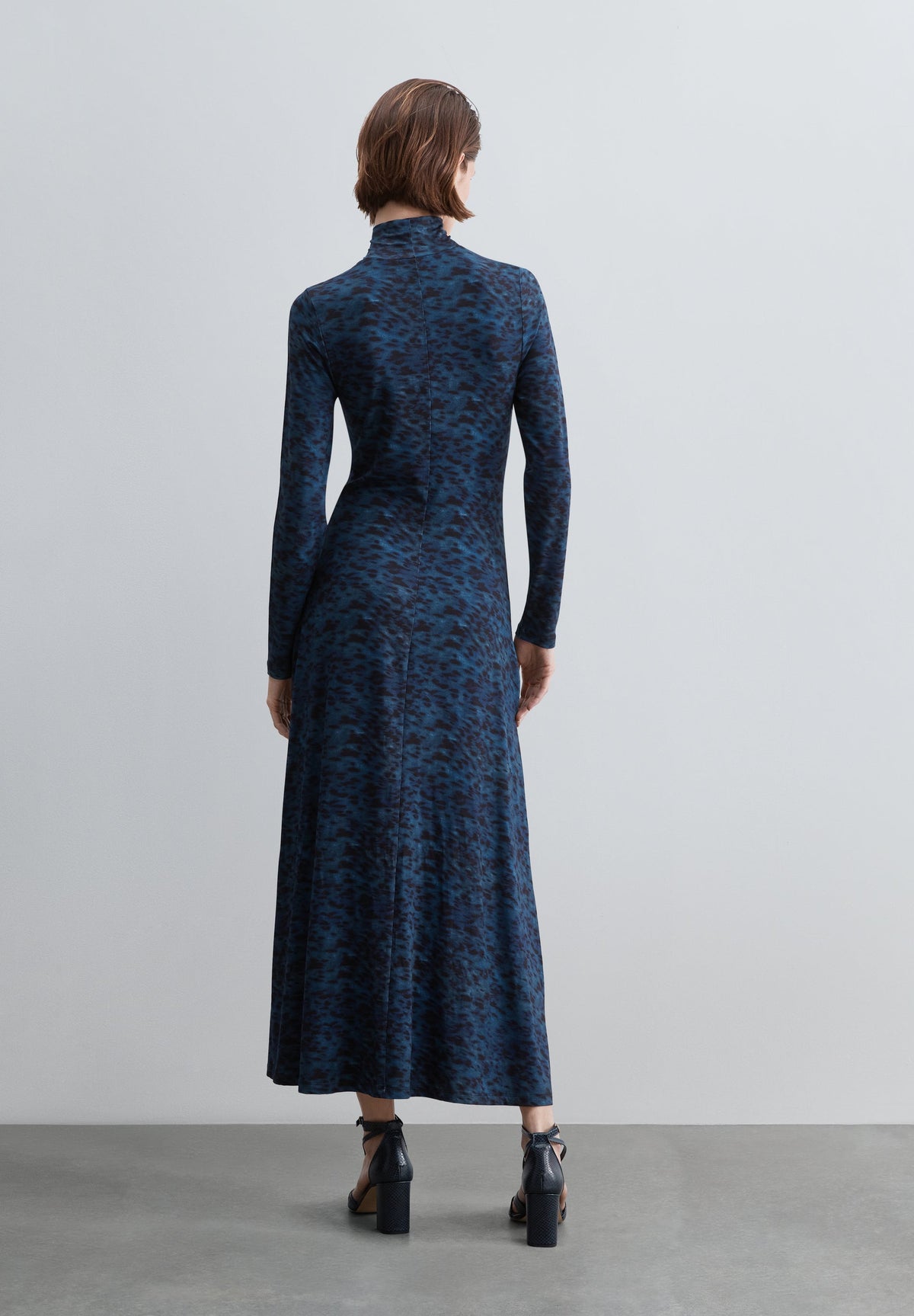 MIDI DRESS WITH HIGH NECK