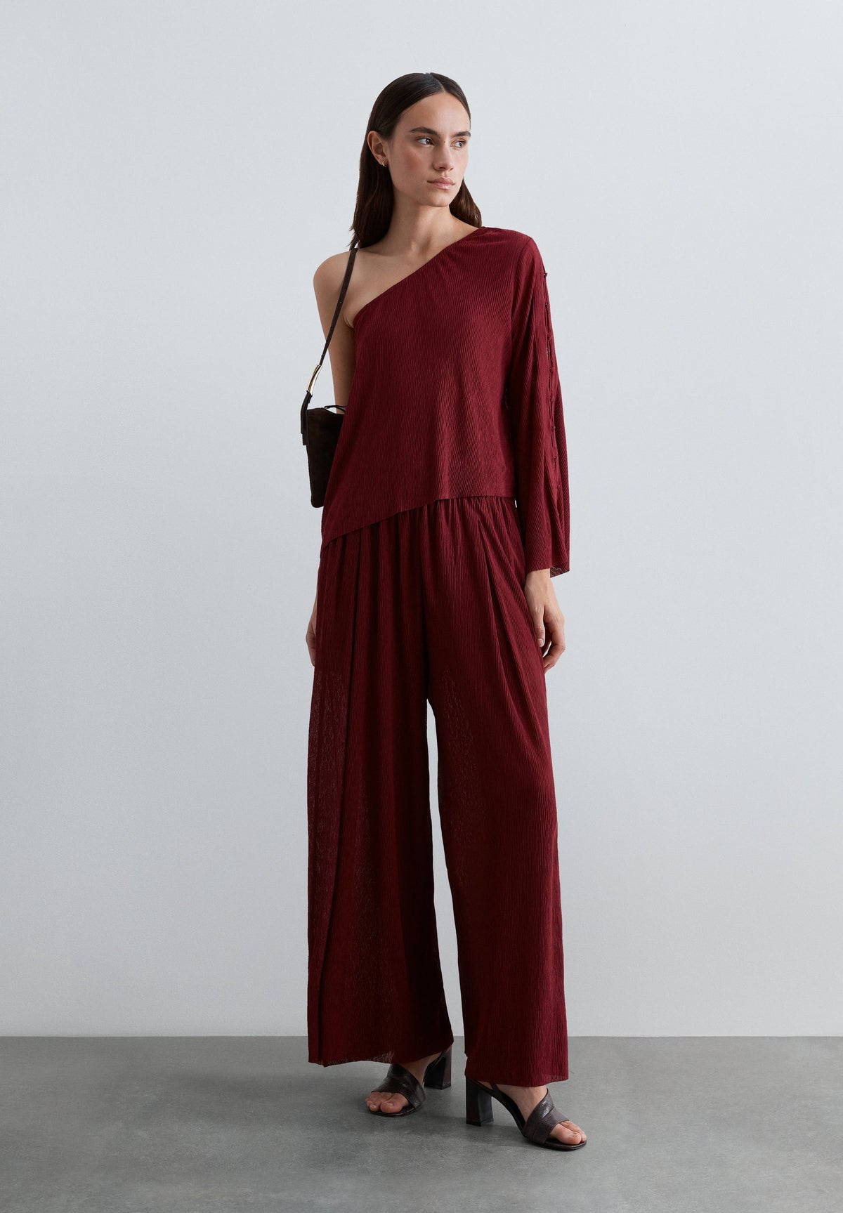 SIDE SLIT TROUSERS