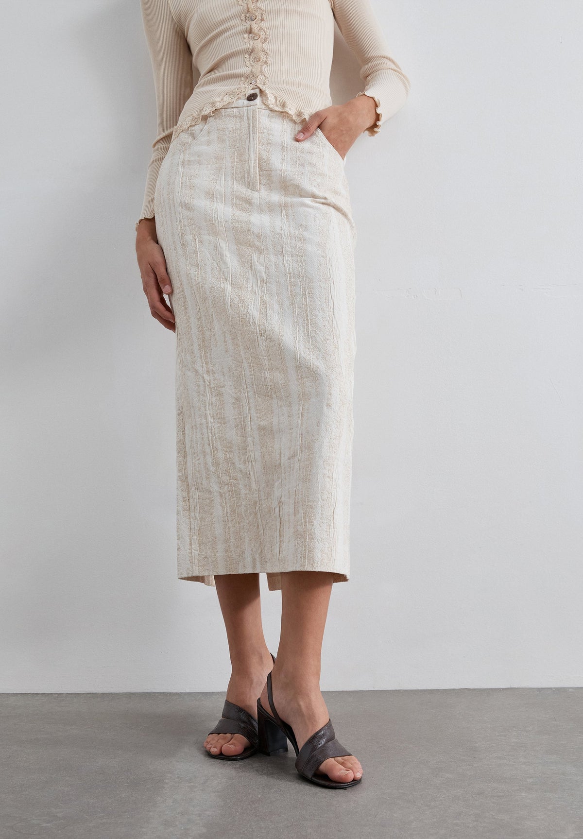 STRAIGHT RUSTIC SKIRT