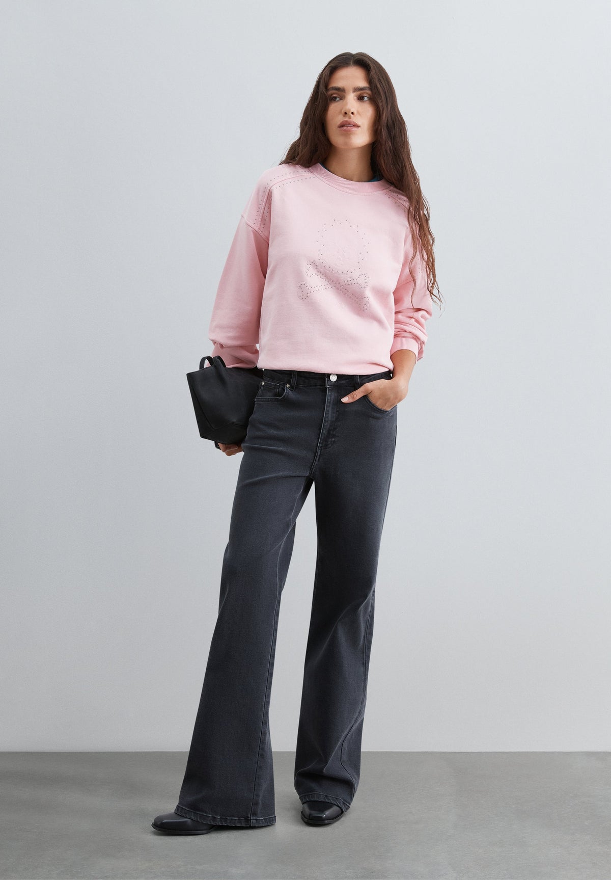 SWEATSHIRT WITH STUD DETAIL