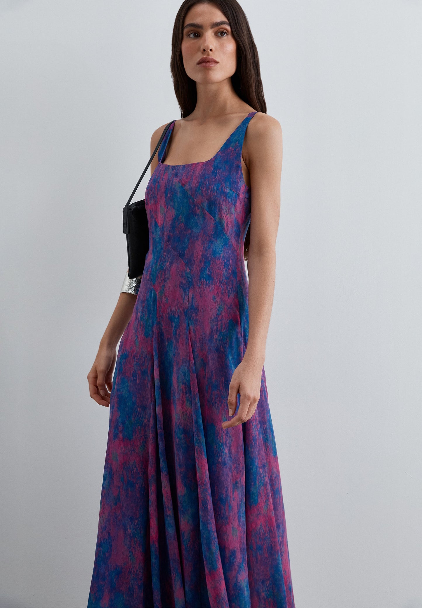 SCRF FLOWY SLIP DRESS