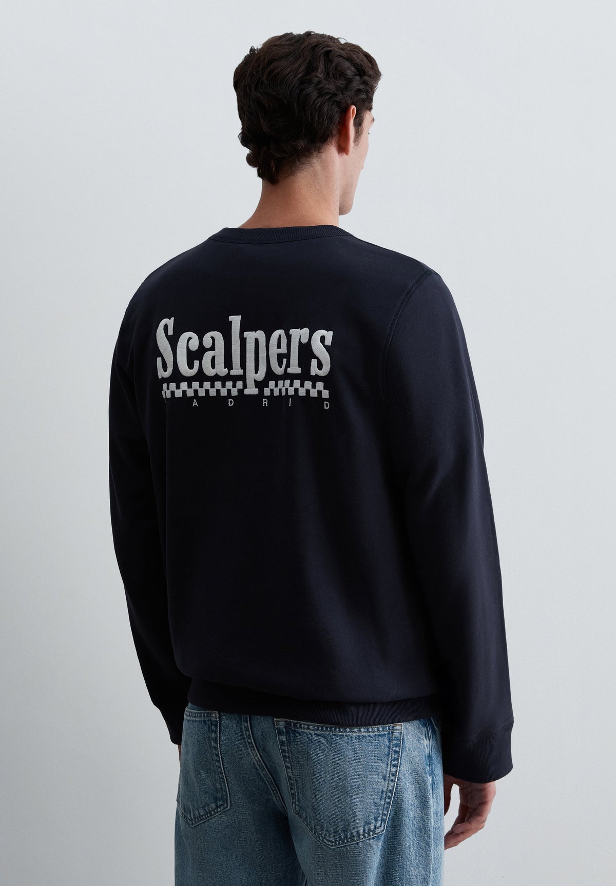 SWEATSHIRT WITH EMBROIDERED BACK LOGO