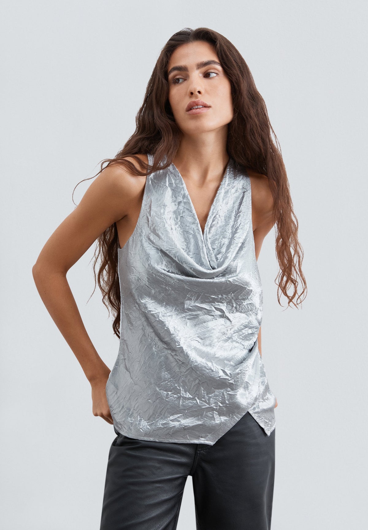 METALLIC DRAPED TOP