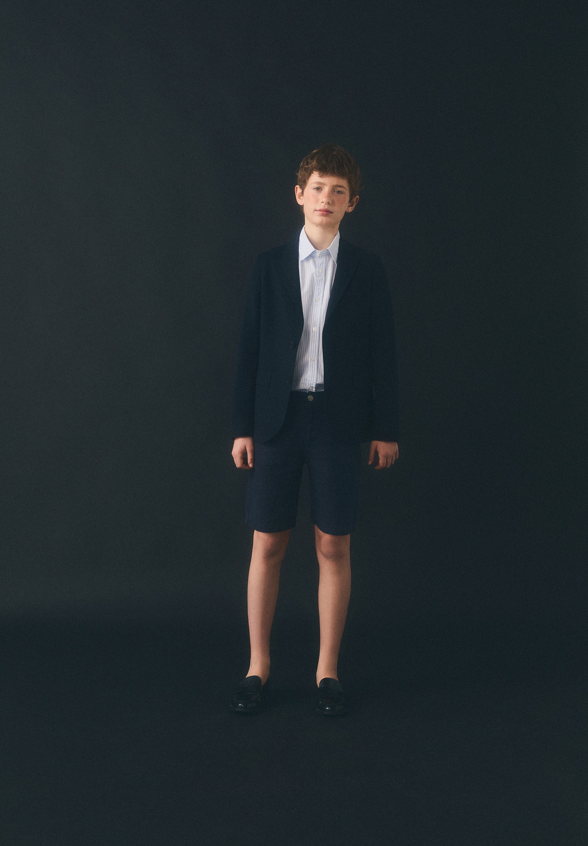 REGULAR FIT LINEN BERMUDA SHORTS