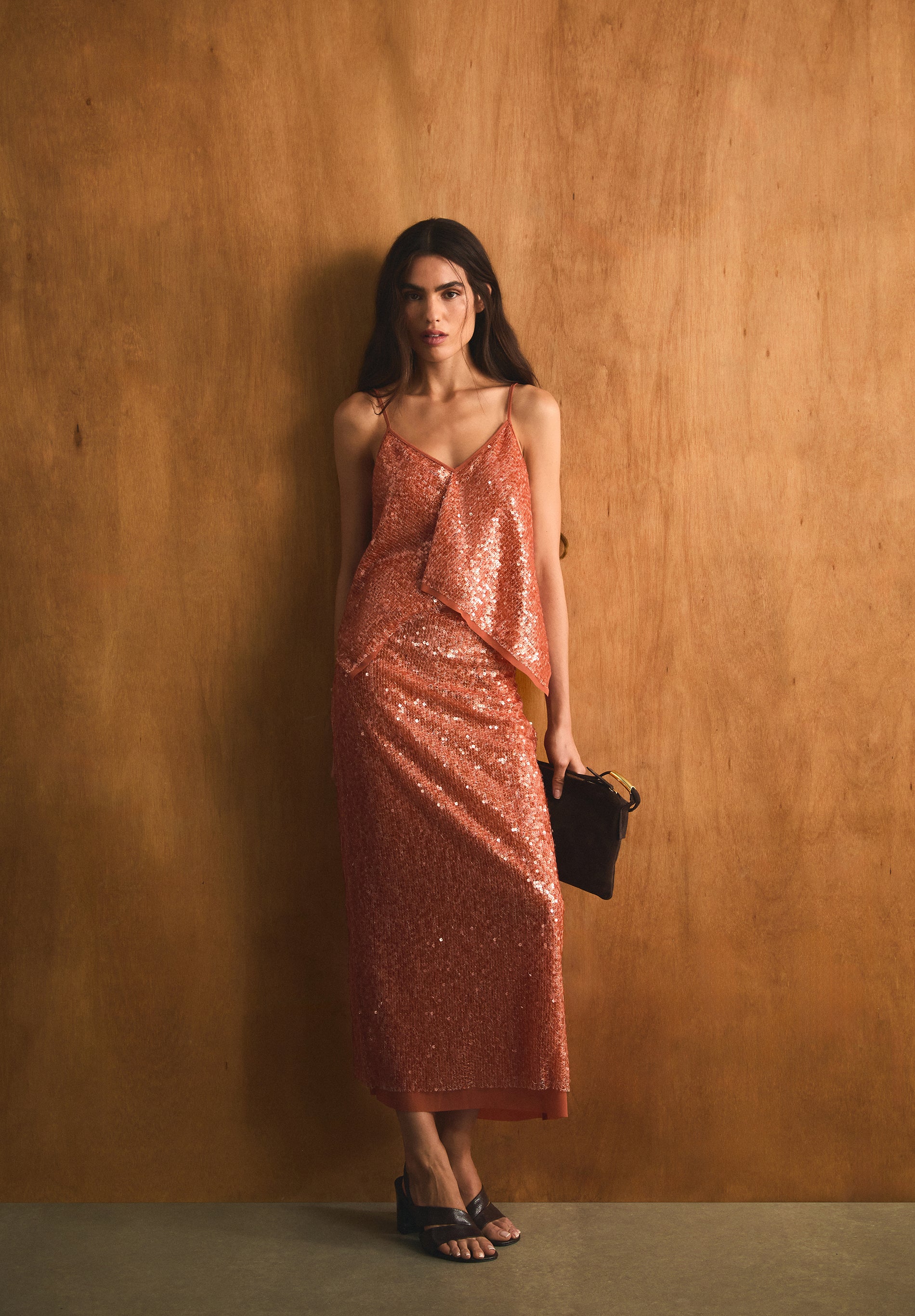 SEQUINNED MIDI SKIRT