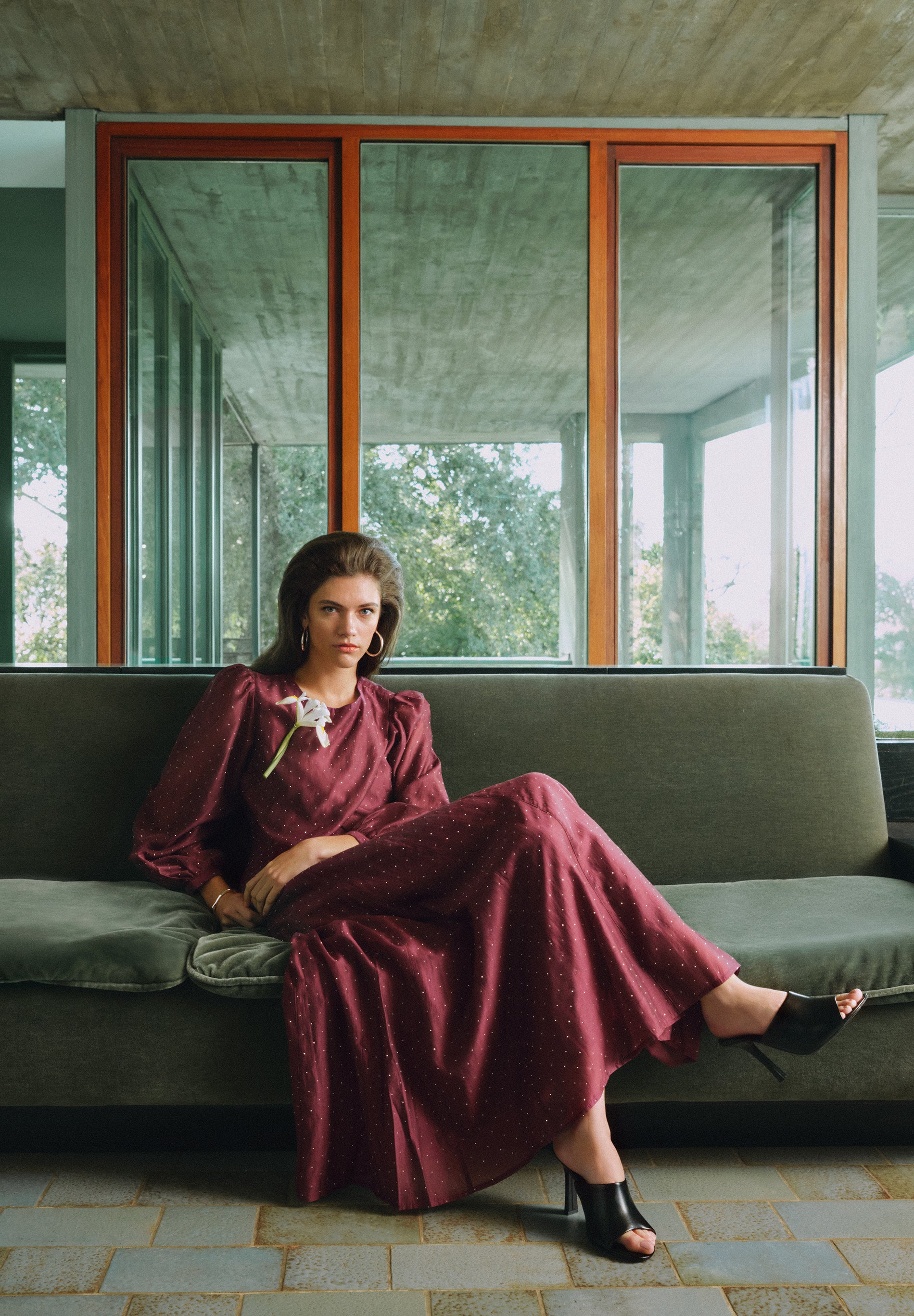 SATIN SKIRT WITH RHINESTONES