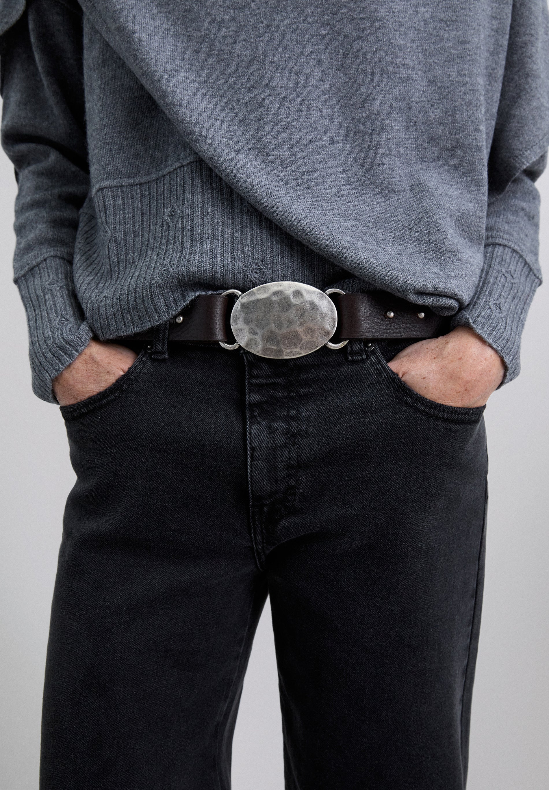 LEATHER BELT WITH IRREGULAR BUCKLE
