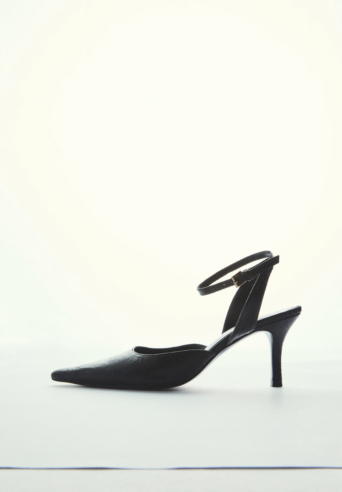 HIGH-HEELED SLINGBACK SHOES
