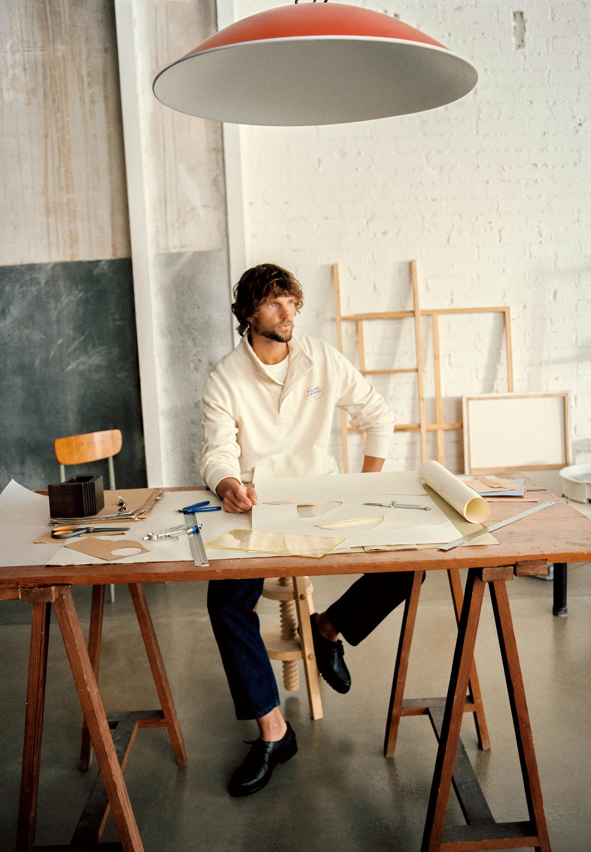 HIGH COLLAR LOGO SWEATSHIRT